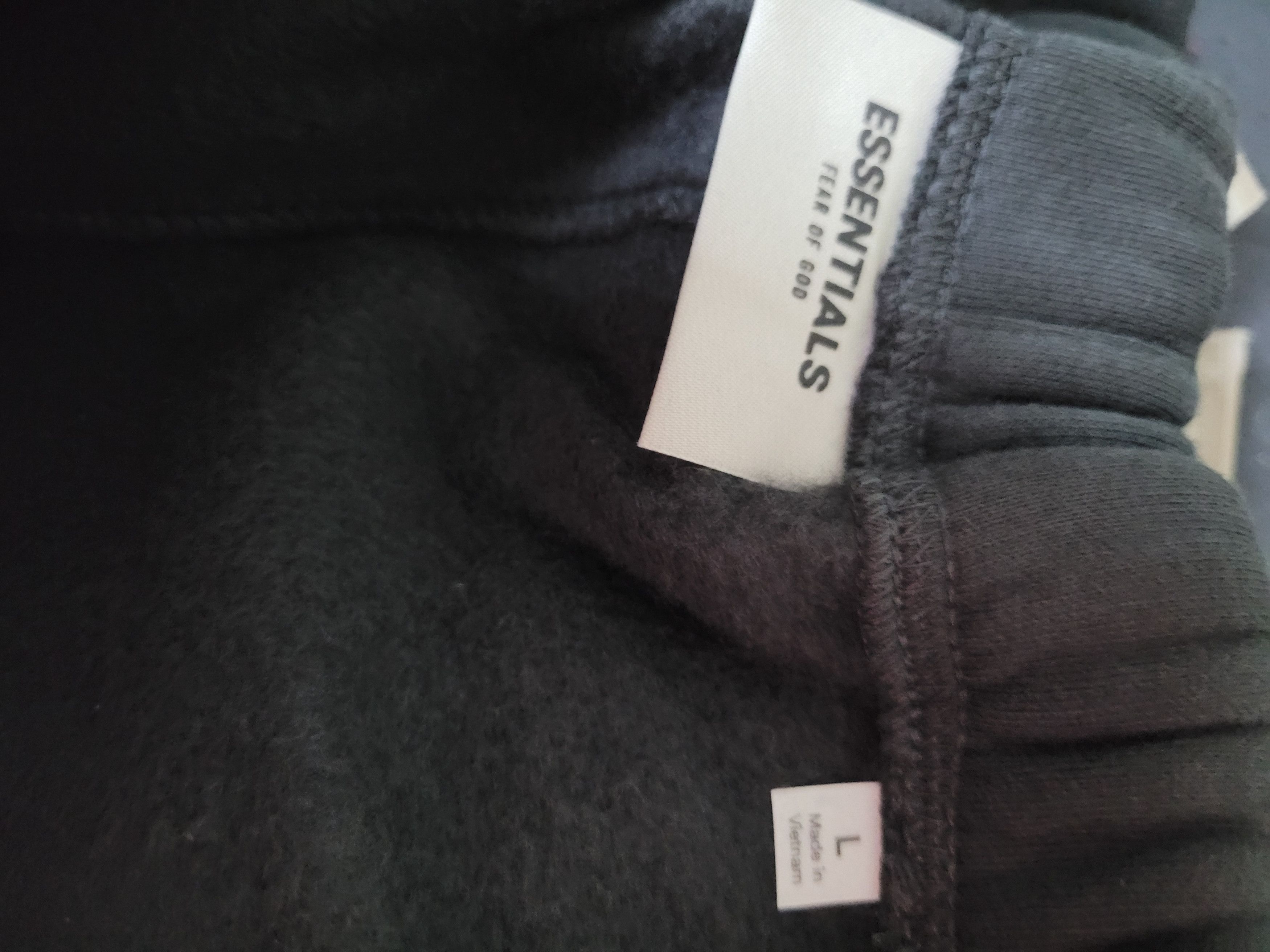 Fear of God Fear of God Essentials Sweat Shorts Black Size US 34 / EU 50 - 6 Thumbnail
