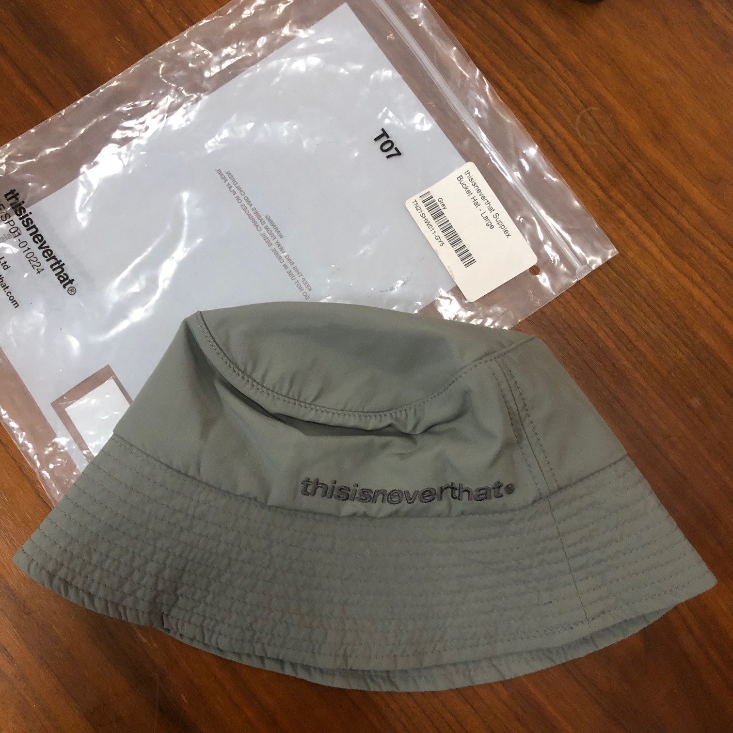thisisneverthat THISISNEVERTHAT Supplex Long Bill Bucket Hat Size ONE SIZE - 4 Thumbnail