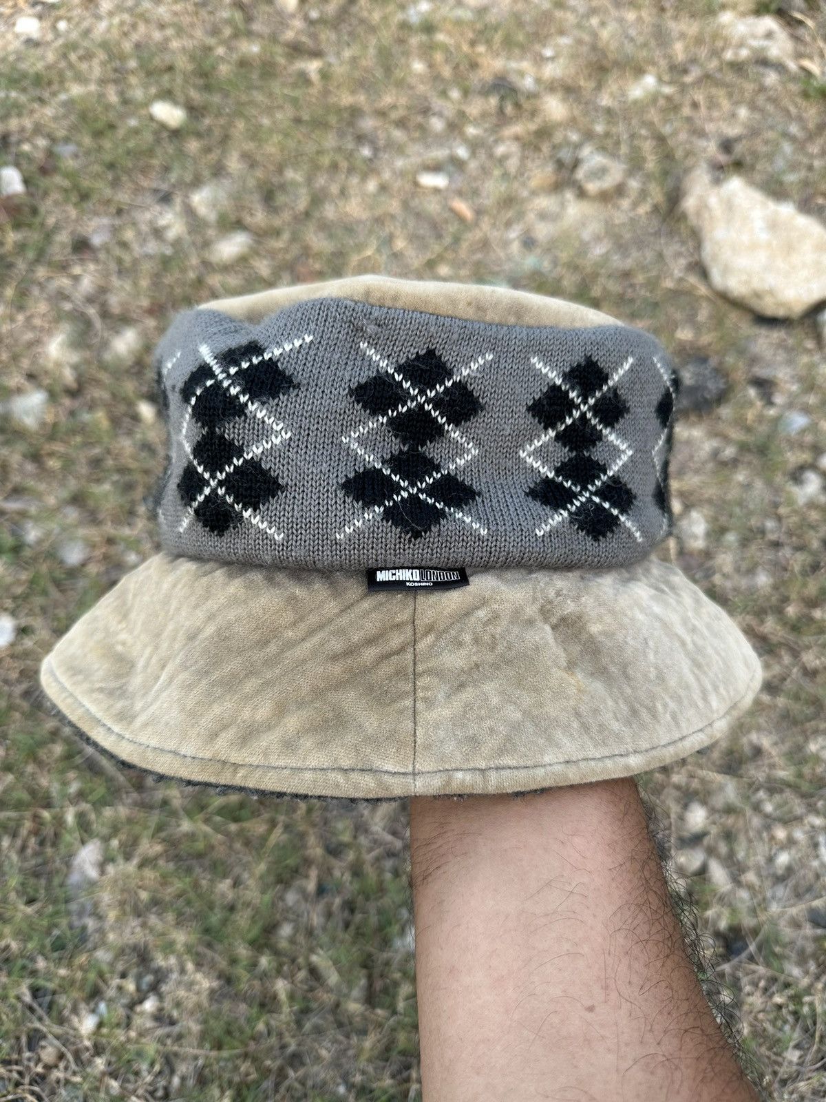VTG Michiko London Bucket Hat