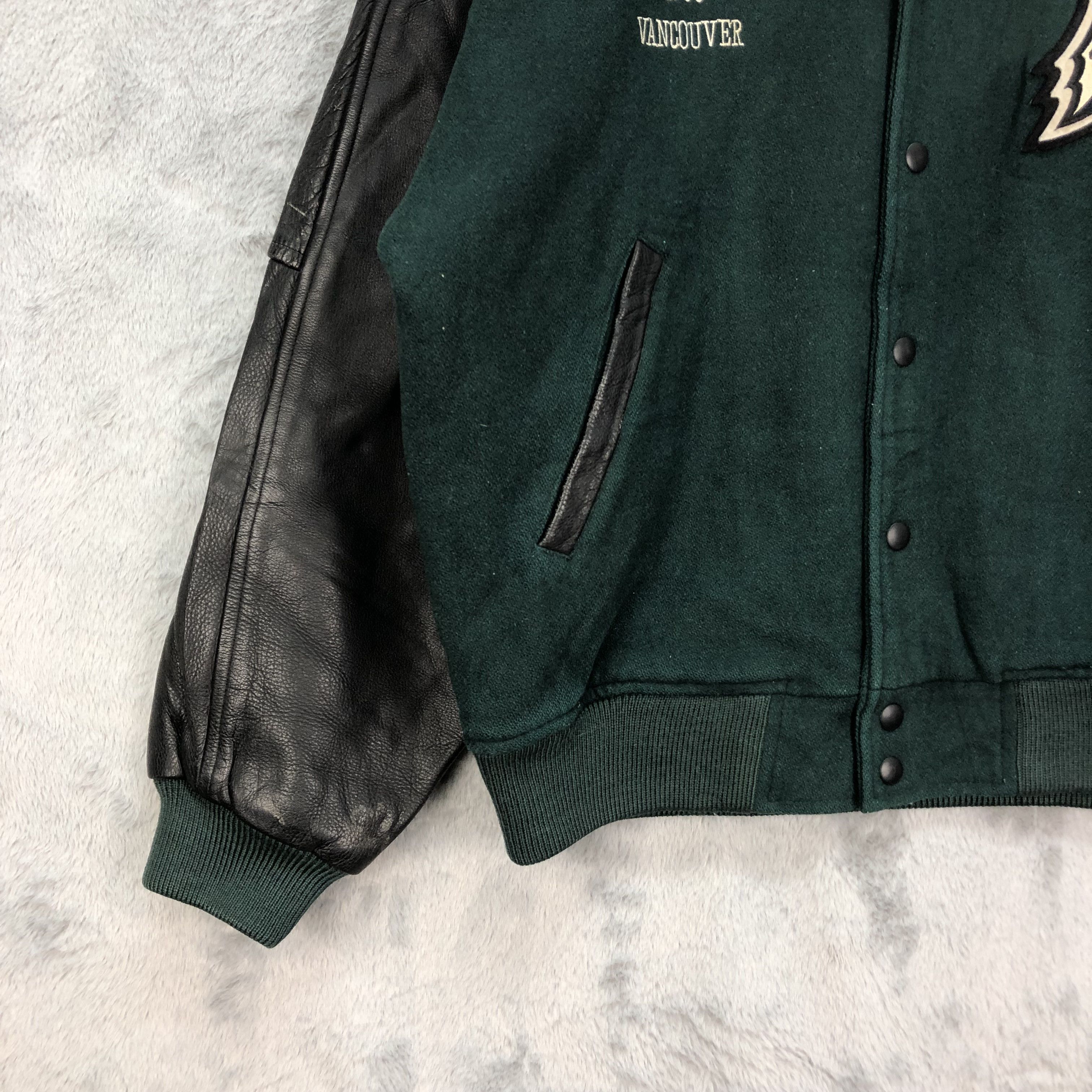 Vintage PATRICS VANCOUVER Sleeve Leather Varsity Jacket #4916-27 Size US L / EU 52-54 / 3 - 8 Thumbnail