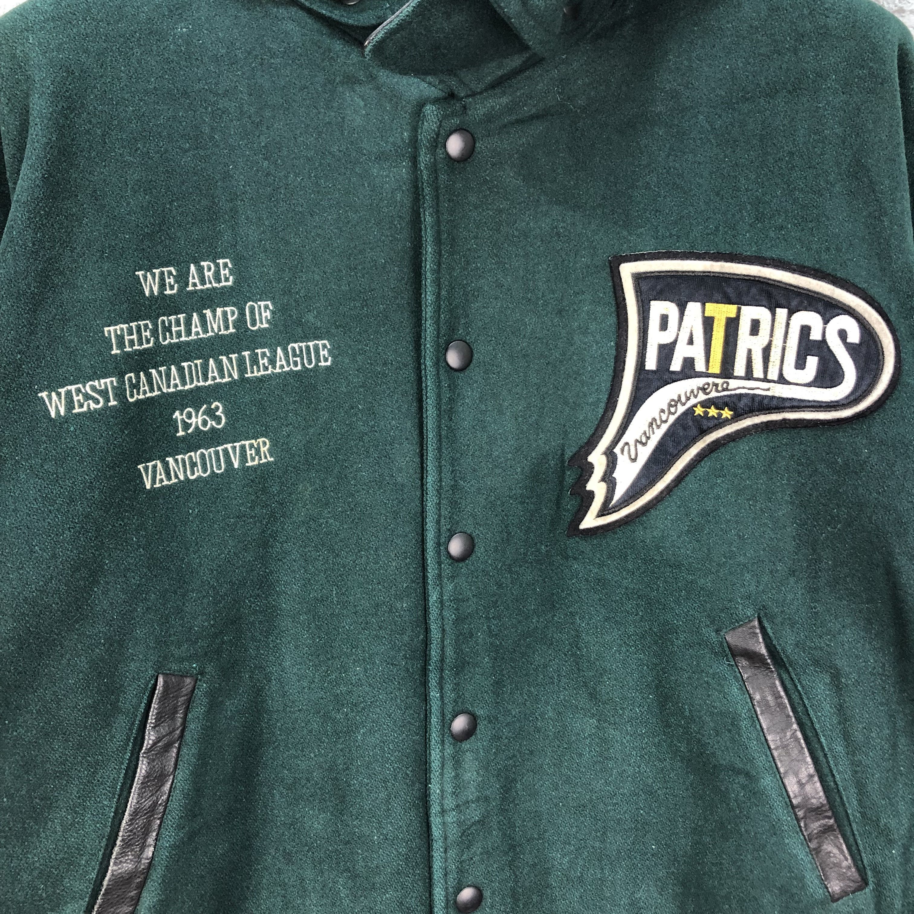Vintage PATRICS VANCOUVER Sleeve Leather Varsity Jacket #4916-27 Size US L / EU 52-54 / 3 - 6 Thumbnail
