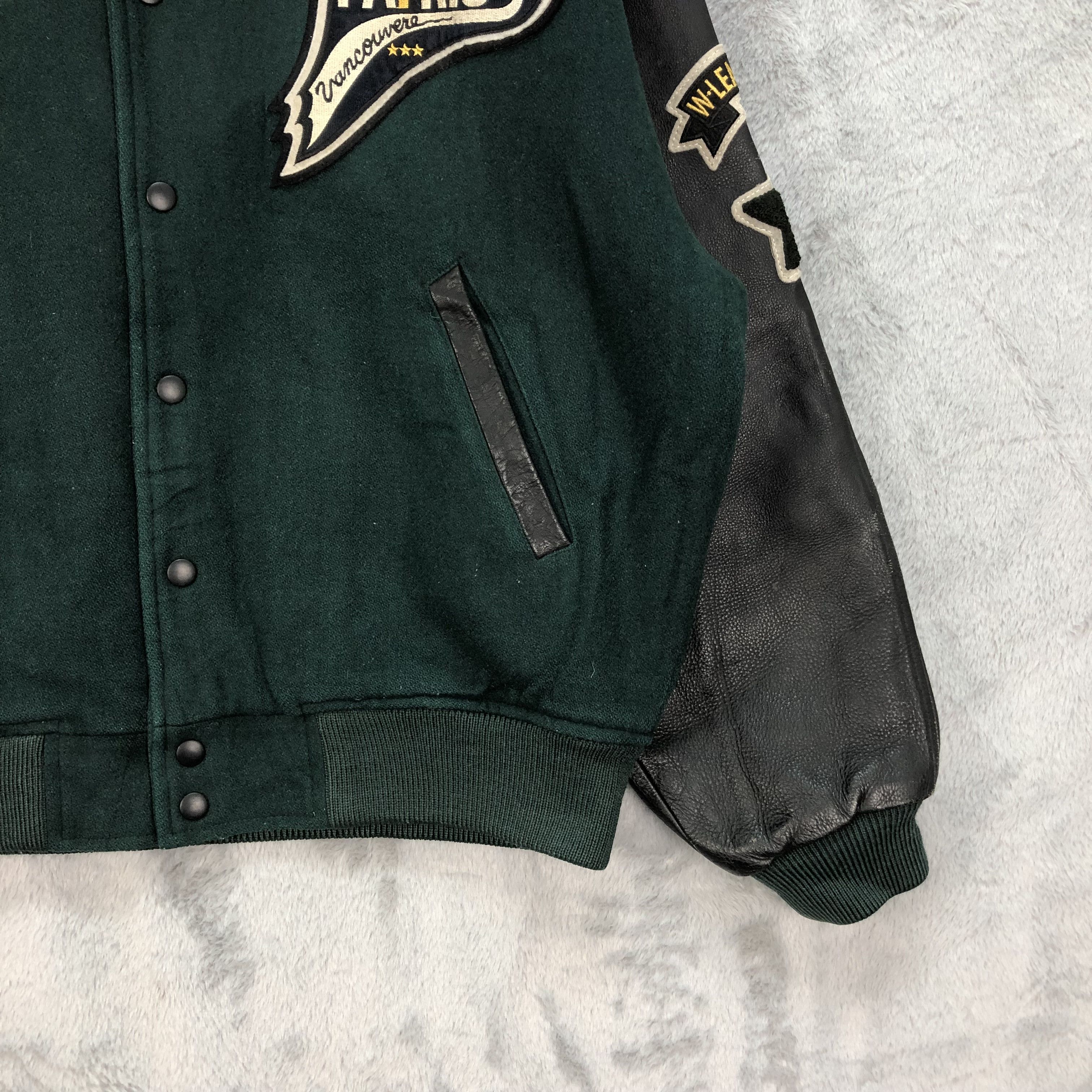 Vintage PATRICS VANCOUVER Sleeve Leather Varsity Jacket #4916-27 Size US L / EU 52-54 / 3 - 9 Thumbnail