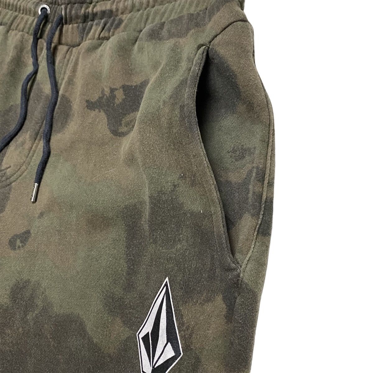 Vintage × Volcom Volcom sweatpant/joggerpant camoflage Size US 35 - 3 Thumbnail