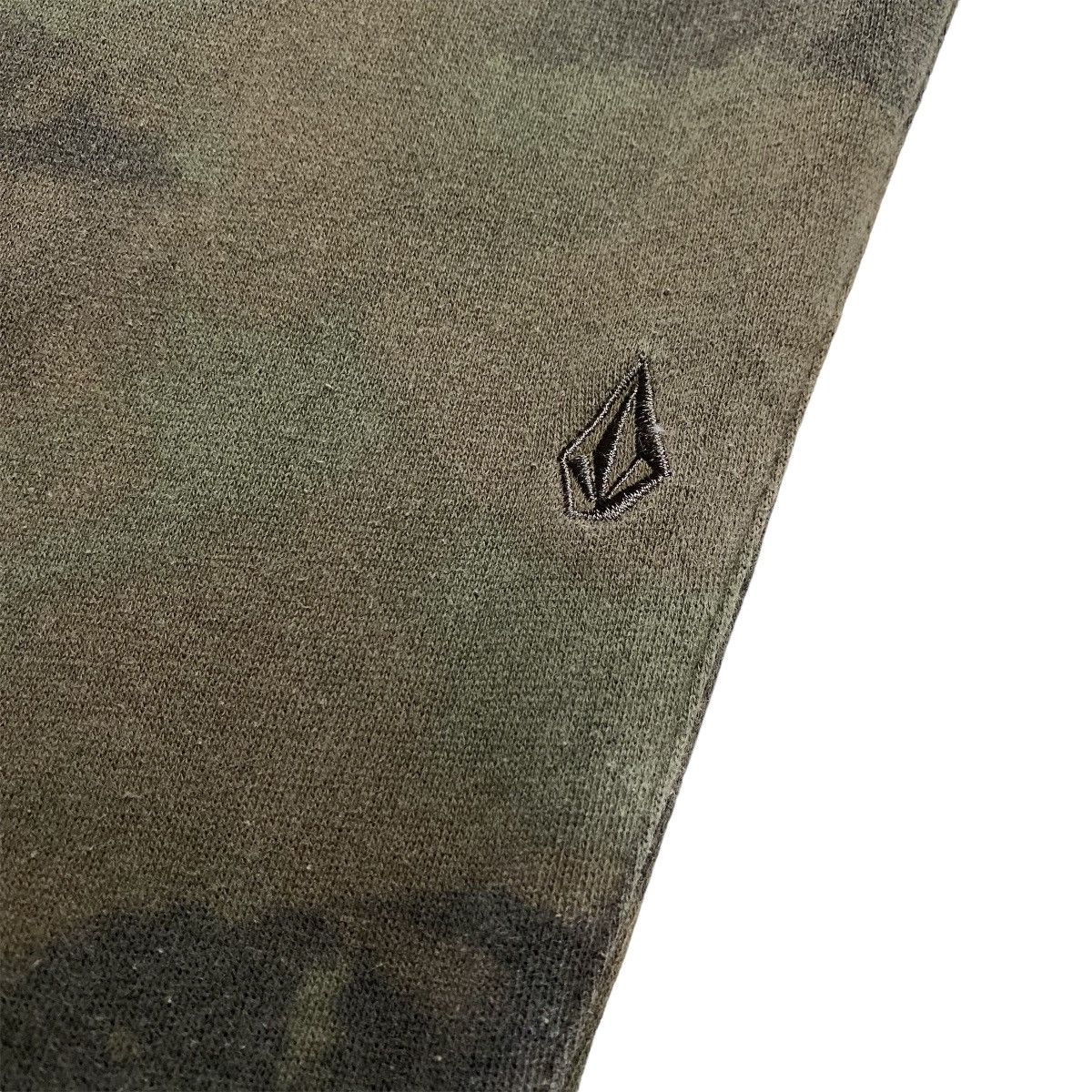 Vintage × Volcom Volcom sweatpant/joggerpant camoflage Size US 35 - 4 Thumbnail