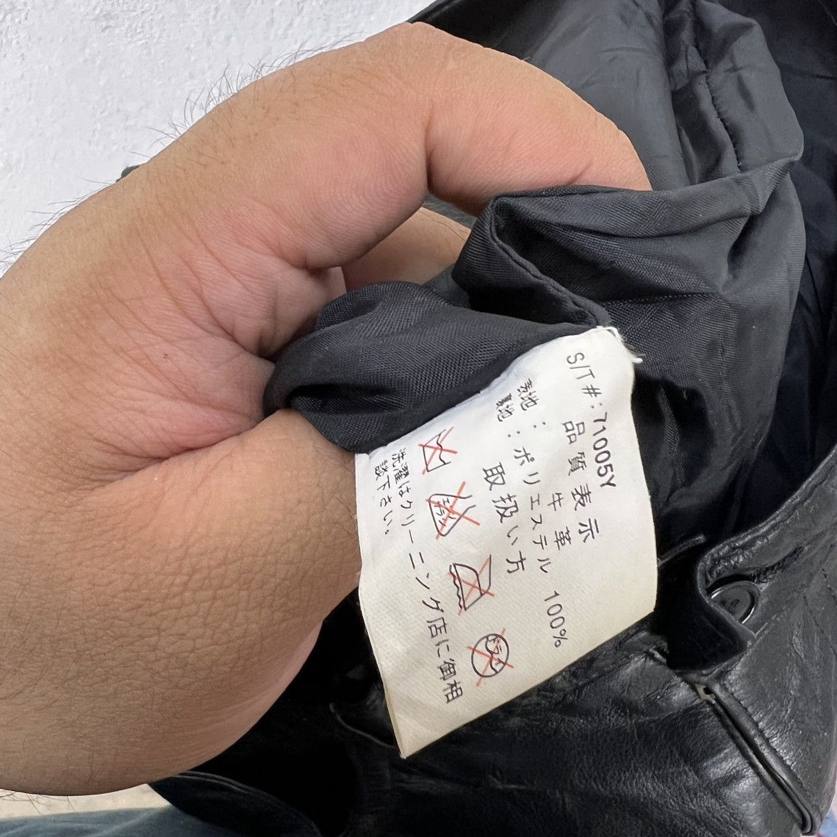 Japanese Brand VINTAGE SOFT LEATHER PARACHUTE BIKER PANTS VOLCANO Size US 32 / EU 48 - 13 Thumbnail