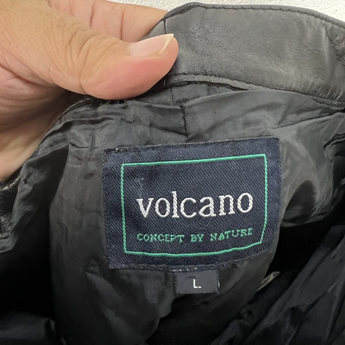 Japanese Brand VINTAGE SOFT LEATHER PARACHUTE BIKER PANTS VOLCANO Size US 32 / EU 48 - 12 Thumbnail