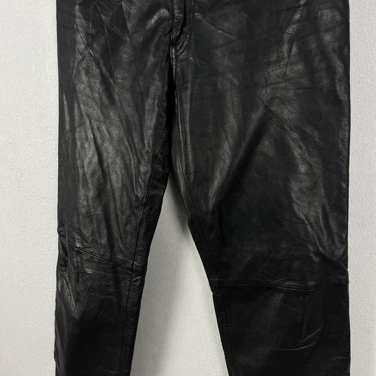 Japanese Brand VINTAGE SOFT LEATHER PARACHUTE BIKER PANTS VOLCANO Size US 32 / EU 48 - 4 Thumbnail