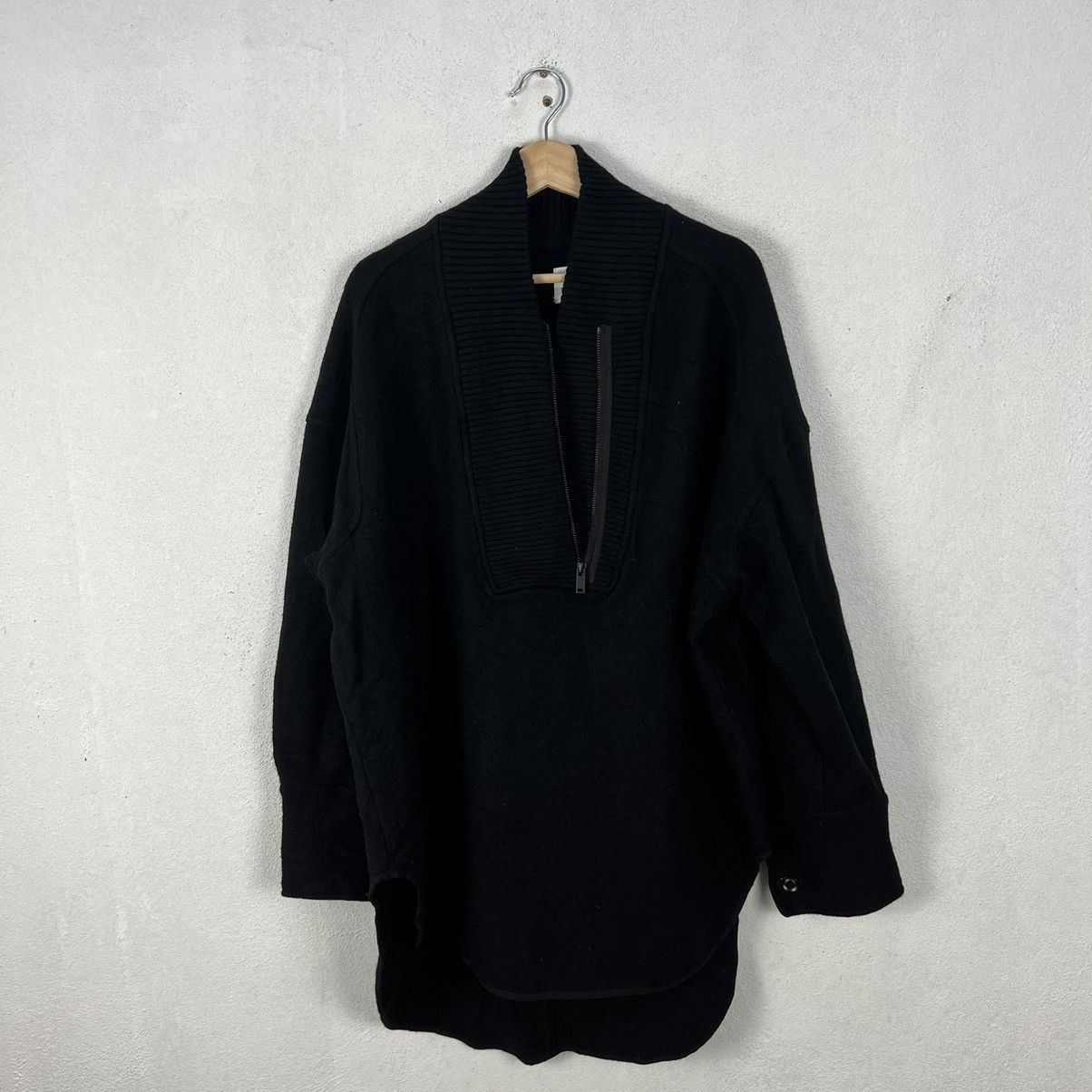 Japanese Brand ULTIMATE BLACK ZIPPER SWEATSHIRT H&M STUDIO A/W2019 Size US L / EU 52-54 / 3 - 9 Thumbnail