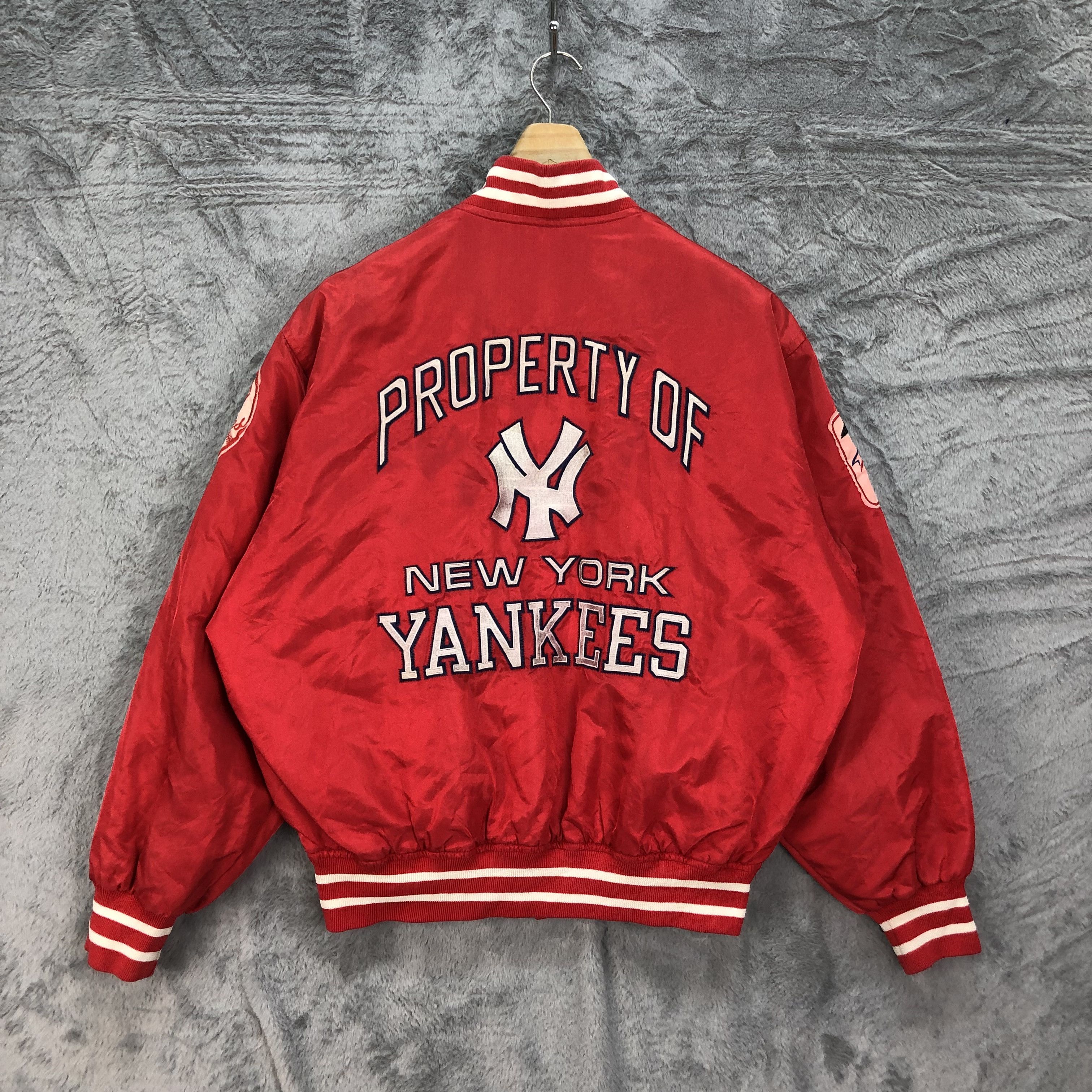 MLB MLB New York Yankees Big Logo Red Stadium Jacket #4618-168 Size US L / EU 52-54 / 3 - 1 Thumbnail