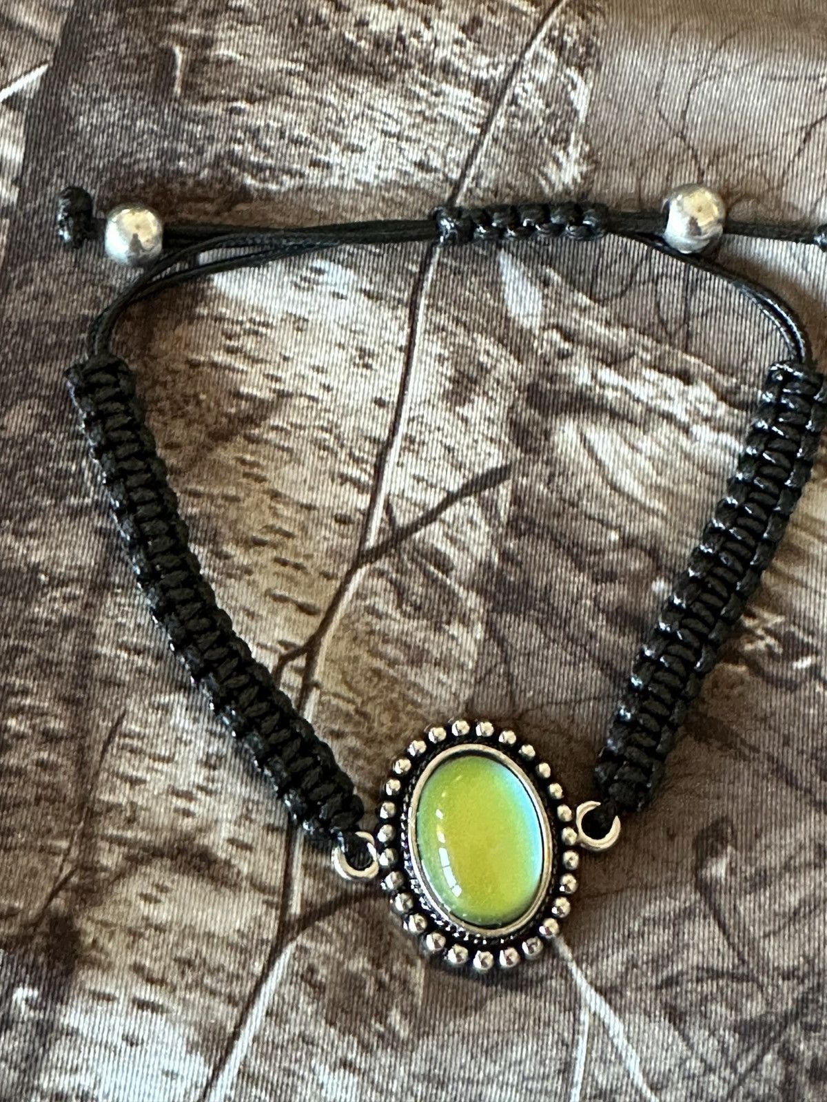 Jewelry BLACK GLOWING CORD PENDANT BRACELET Size ONE SIZE - 2 Thumbnail