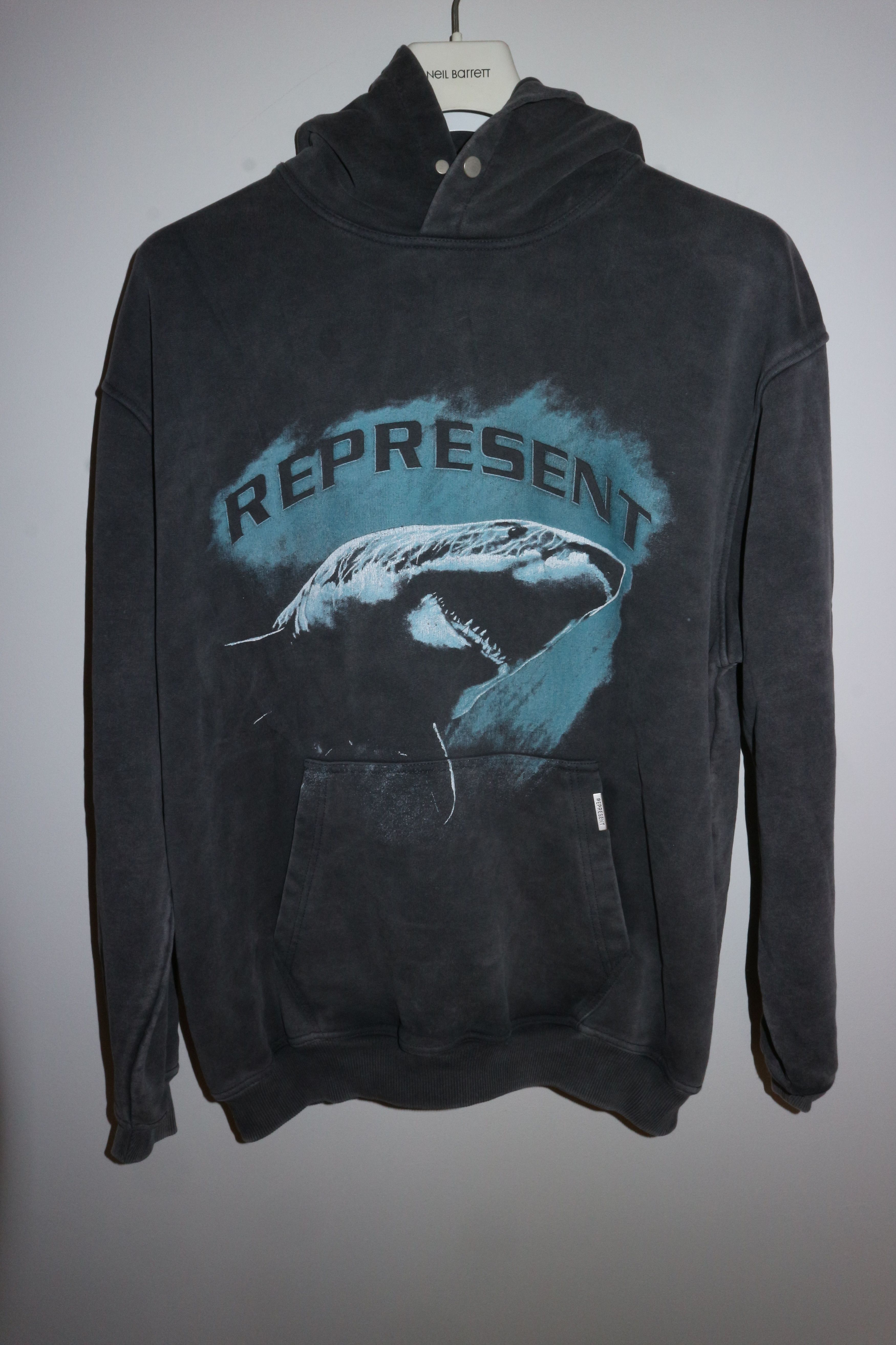 Represent Clo. Shark hoodie Size US XXL / EU 58 / 5 - 1 Thumbnail
