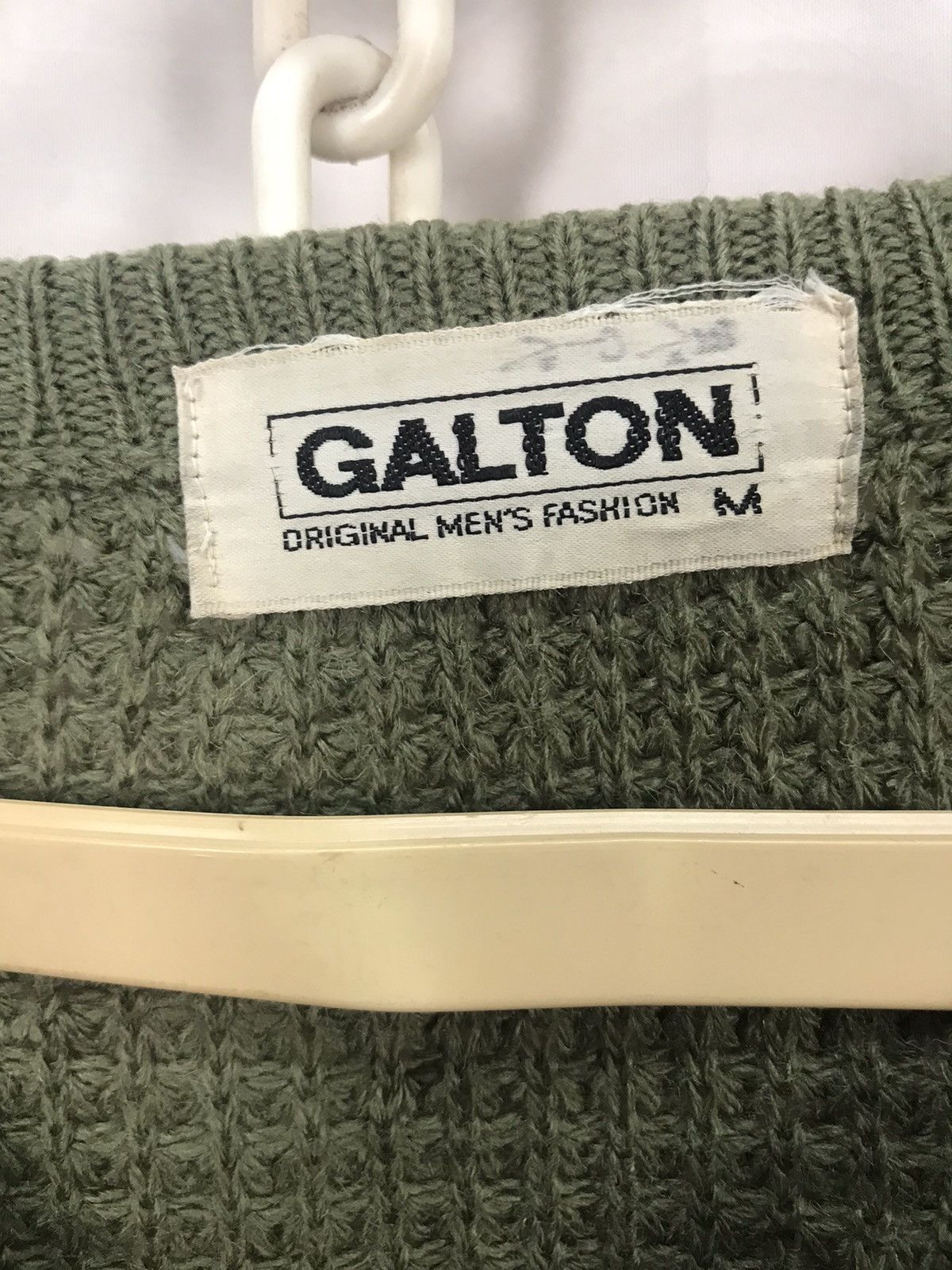 Japanese Brand Knitwear sweatshirt vneck by gilton Size US M / EU 48-50 / 2 - 3 Thumbnail