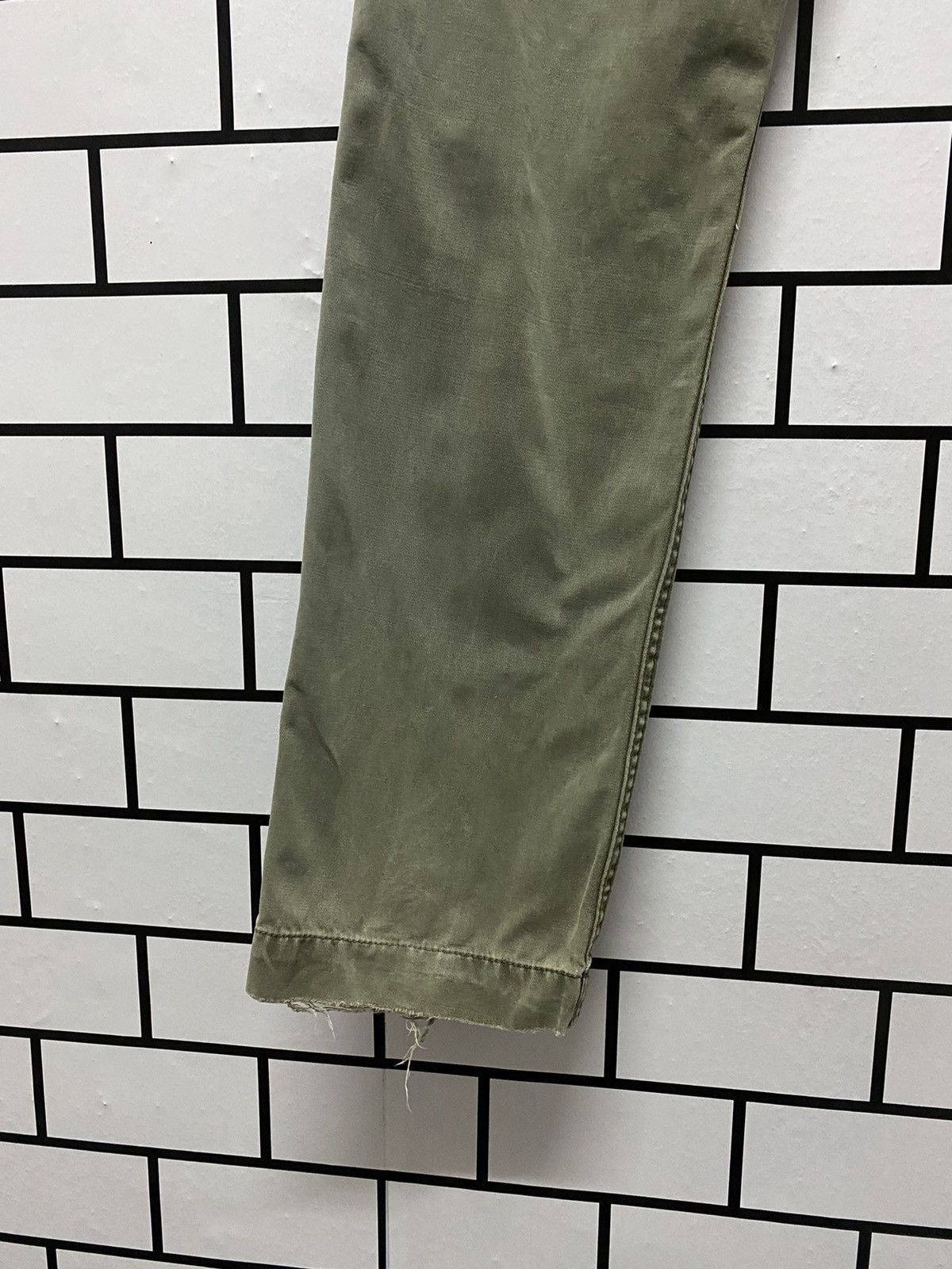 Tommy Hilfiger × Vintage Vintage Tommy Hilfiger Faded Green Cargo Multi Pocket Pants Size US 32 / EU 48 - 10 Thumbnail