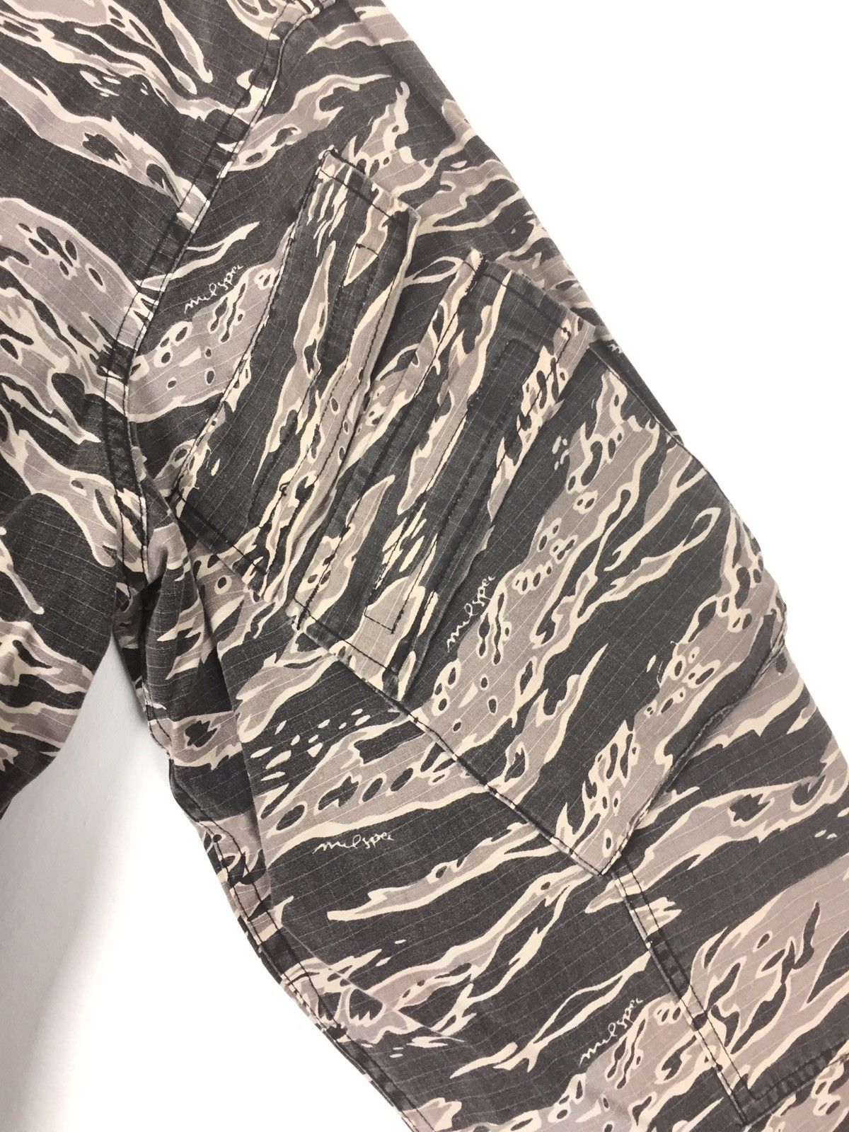 Wtaps Wtaps camoflag tiger m65 jacket Size US XL / EU 56 / 4 - 5 Thumbnail