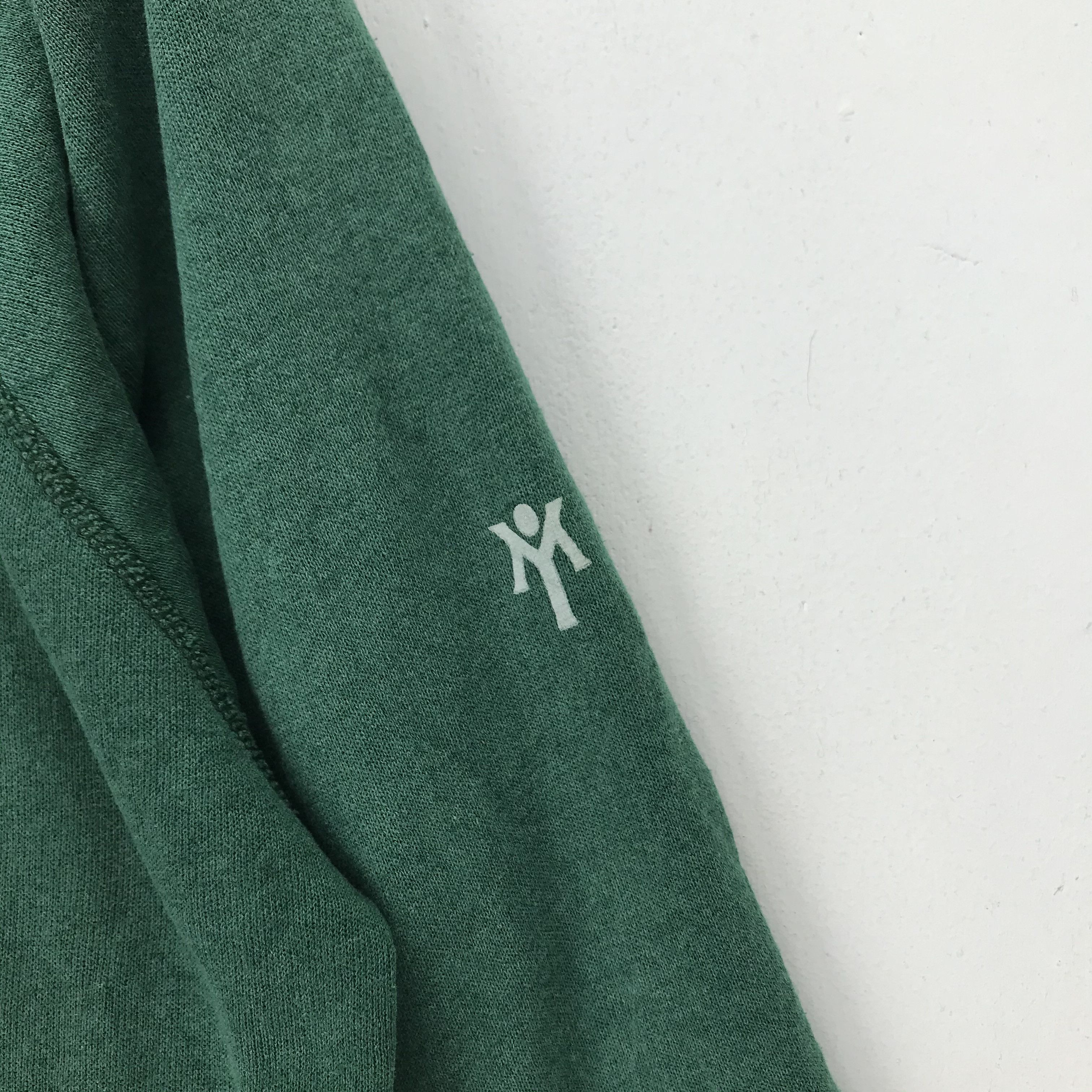 Hanes Yumi Matsutoya Tears & Reasons Tour 92-93 Sweater #2817-109 Size US L / EU 52-54 / 3 - 6 Thumbnail