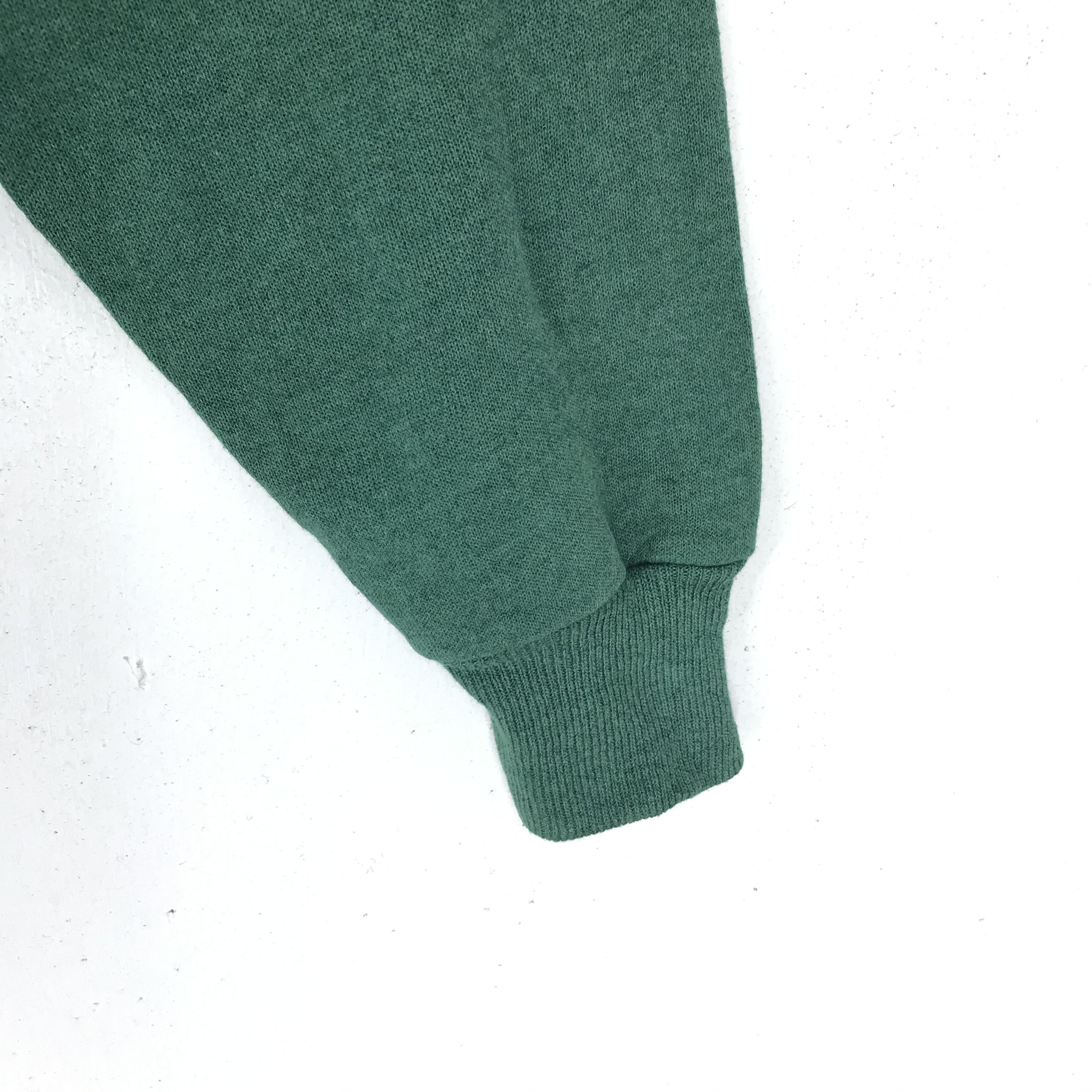 Hanes Yumi Matsutoya Tears & Reasons Tour 92-93 Sweater #2817-109 Size US L / EU 52-54 / 3 - 7 Thumbnail