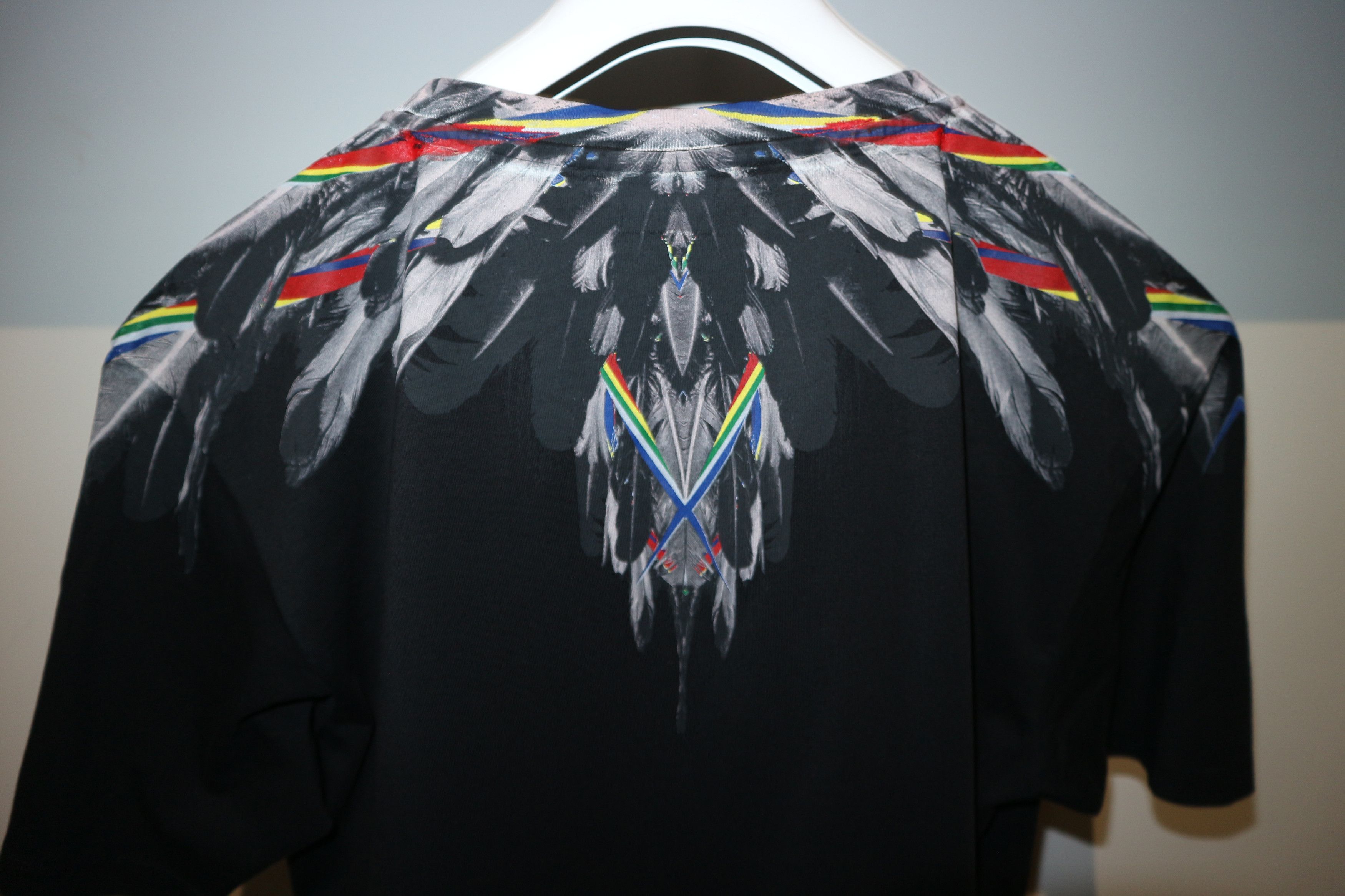 Marcelo Burlon Rainbow Alas print t-shirt *brand new!* Size US XL / EU 56 / 4 - 6 Thumbnail
