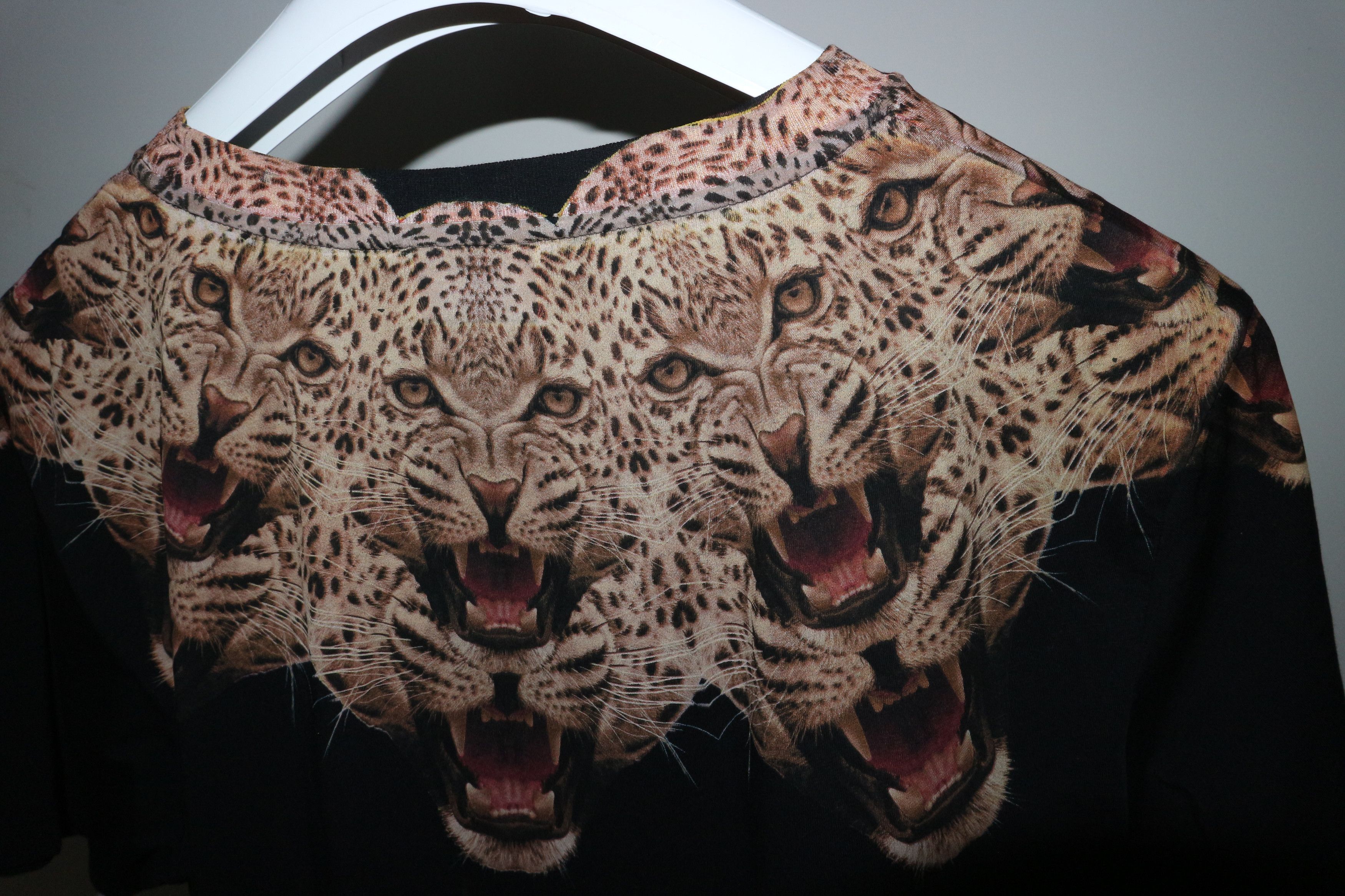 Marcelo Burlon JAGUAR PRINT TSHIRT Size US M / EU 48-50 / 2 - 7 Thumbnail