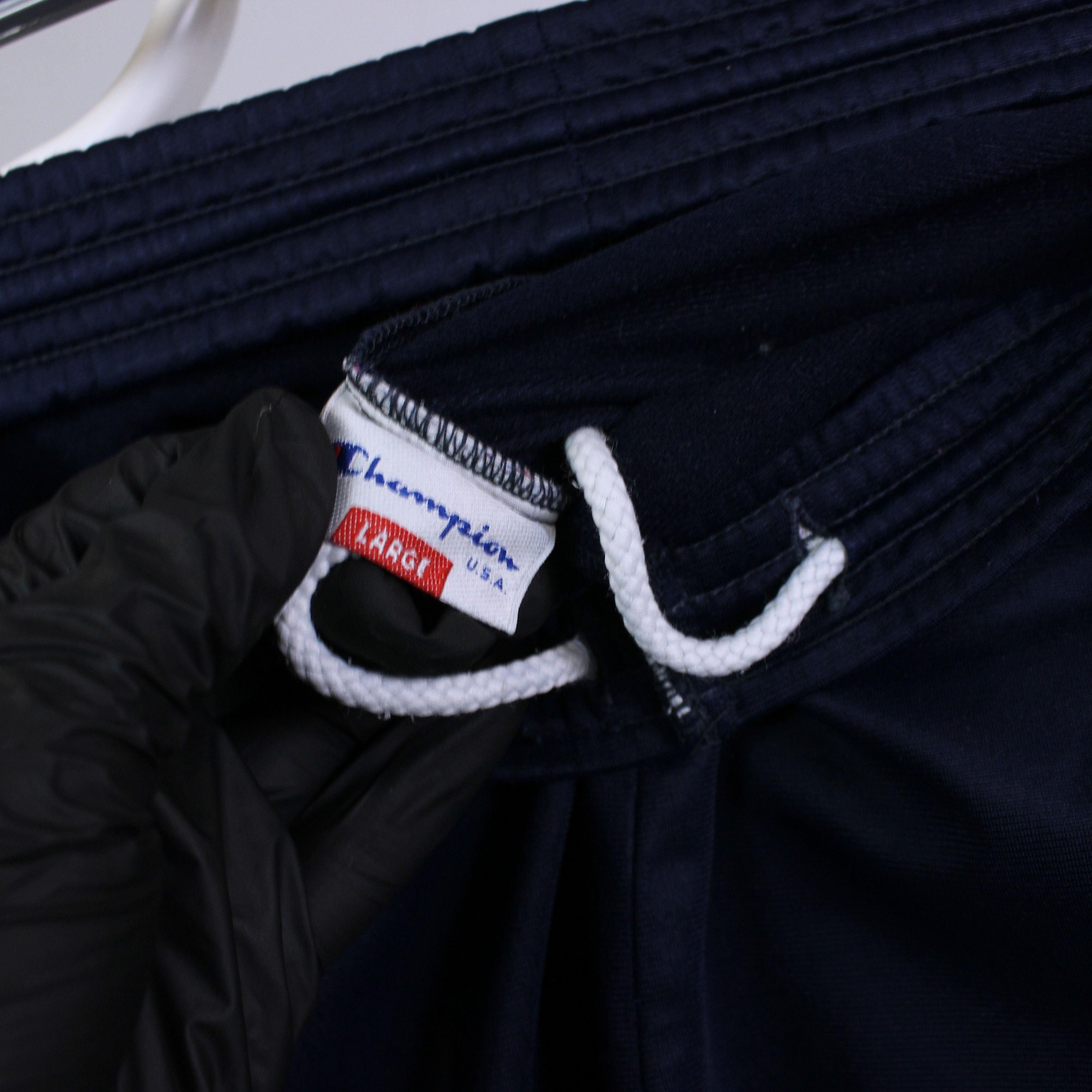 Champion Vintage Champion lampas shorts short rare uSA Size US 34 / EU 50 - 5 Thumbnail