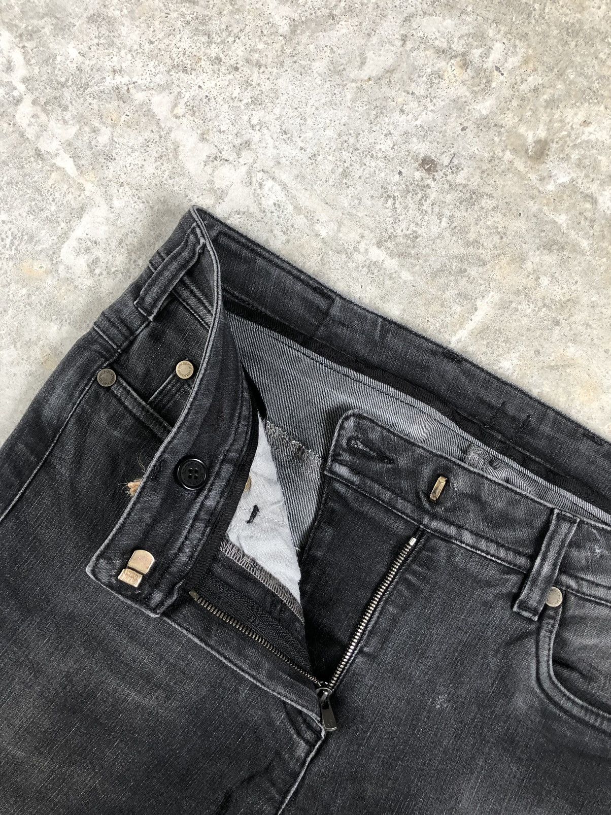 Neil Barrett Neil Barrett Skinny Fit NDE44C Size US 30 / EU 46 - 14 Thumbnail