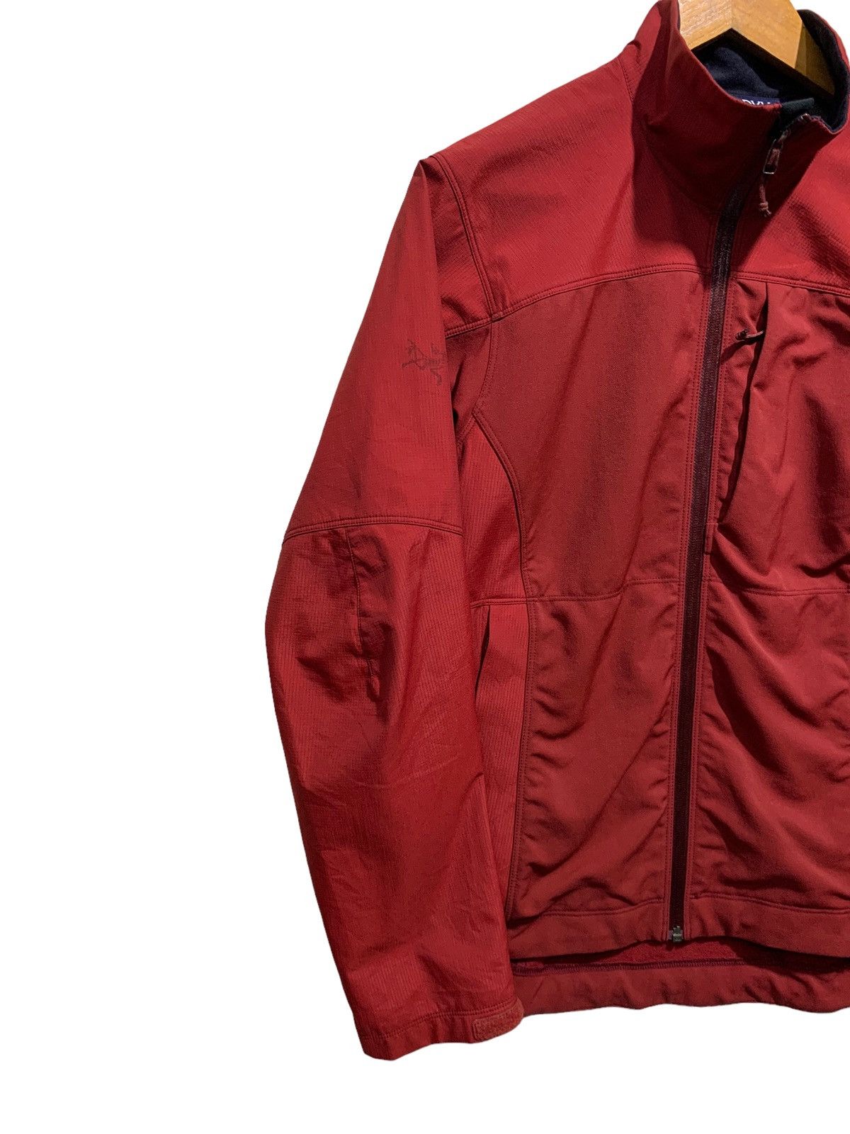 Arc'teryx 🔥ARCTERYX OUTDOOR JACKETS RED CHERRY Size US M / EU 48-50 / 2 - 2 Thumbnail