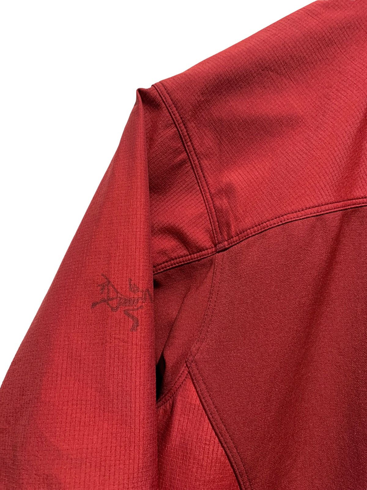 Arc'teryx 🔥ARCTERYX OUTDOOR JACKETS RED CHERRY Size US M / EU 48-50 / 2 - 4 Thumbnail