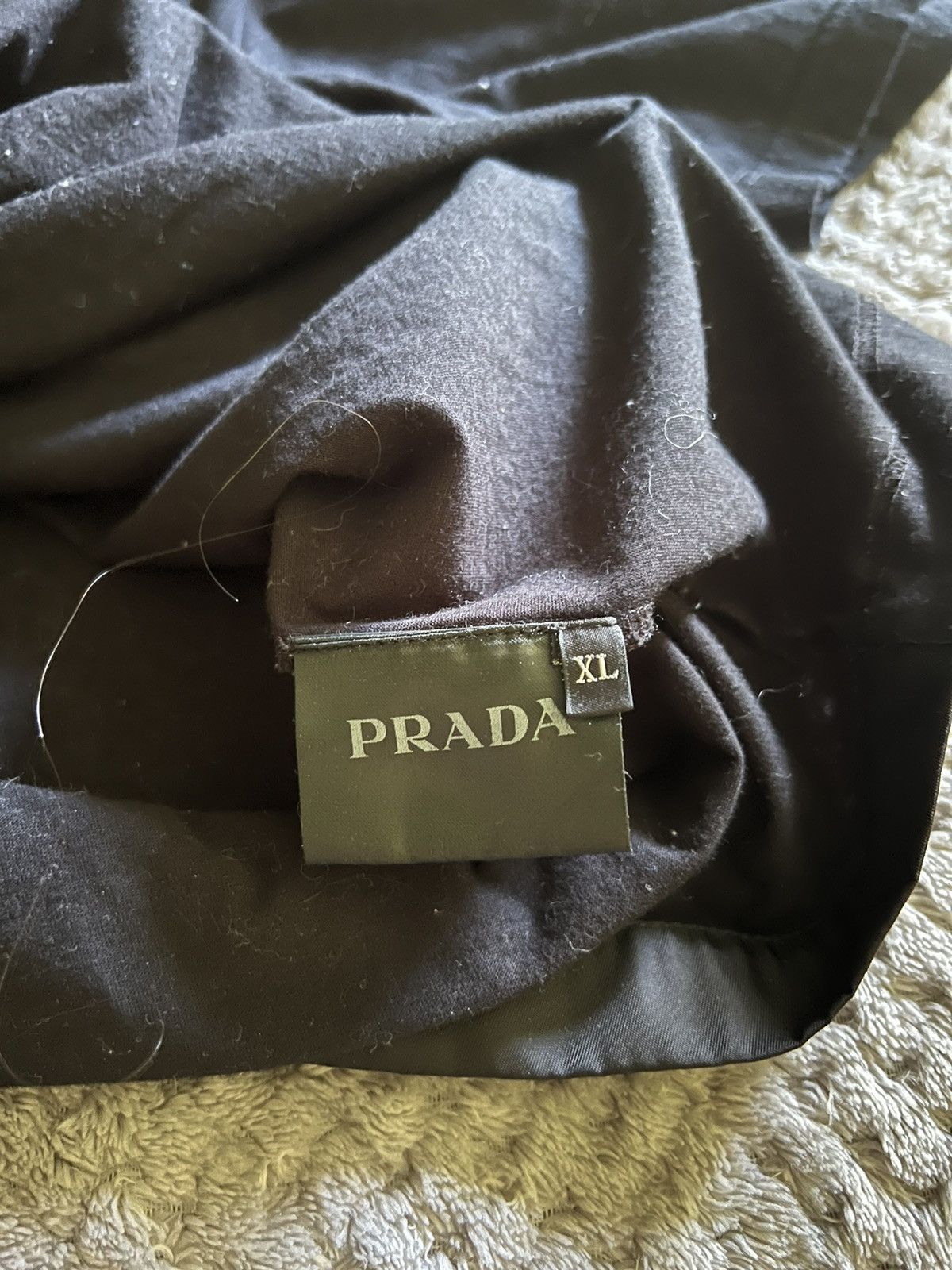 Prada Prada Logo Patch T Shirt Size US XL / EU 56 / 4 - 9 Thumbnail