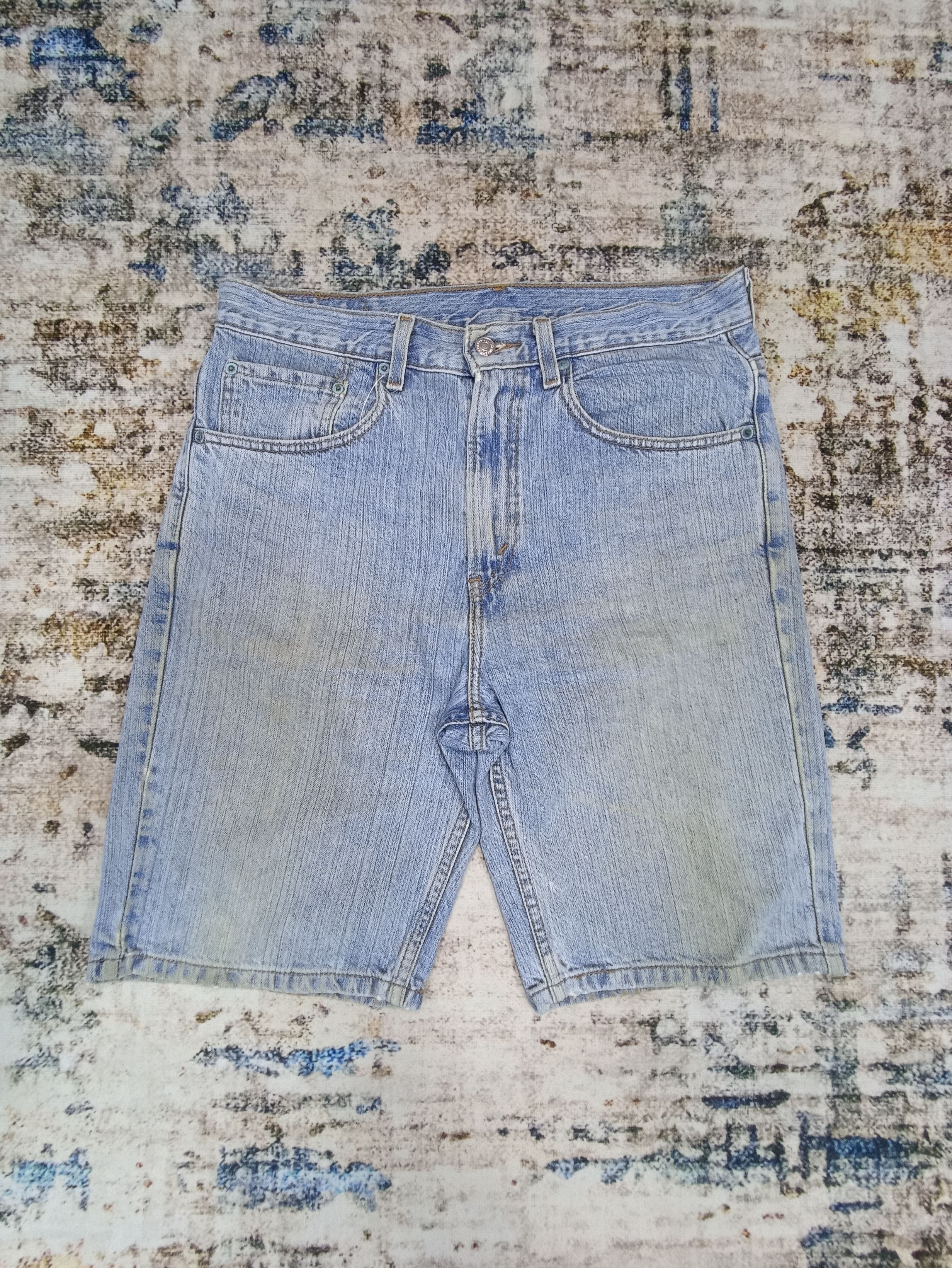 Vintage Levi’s 505 Shorts Jeans - J070