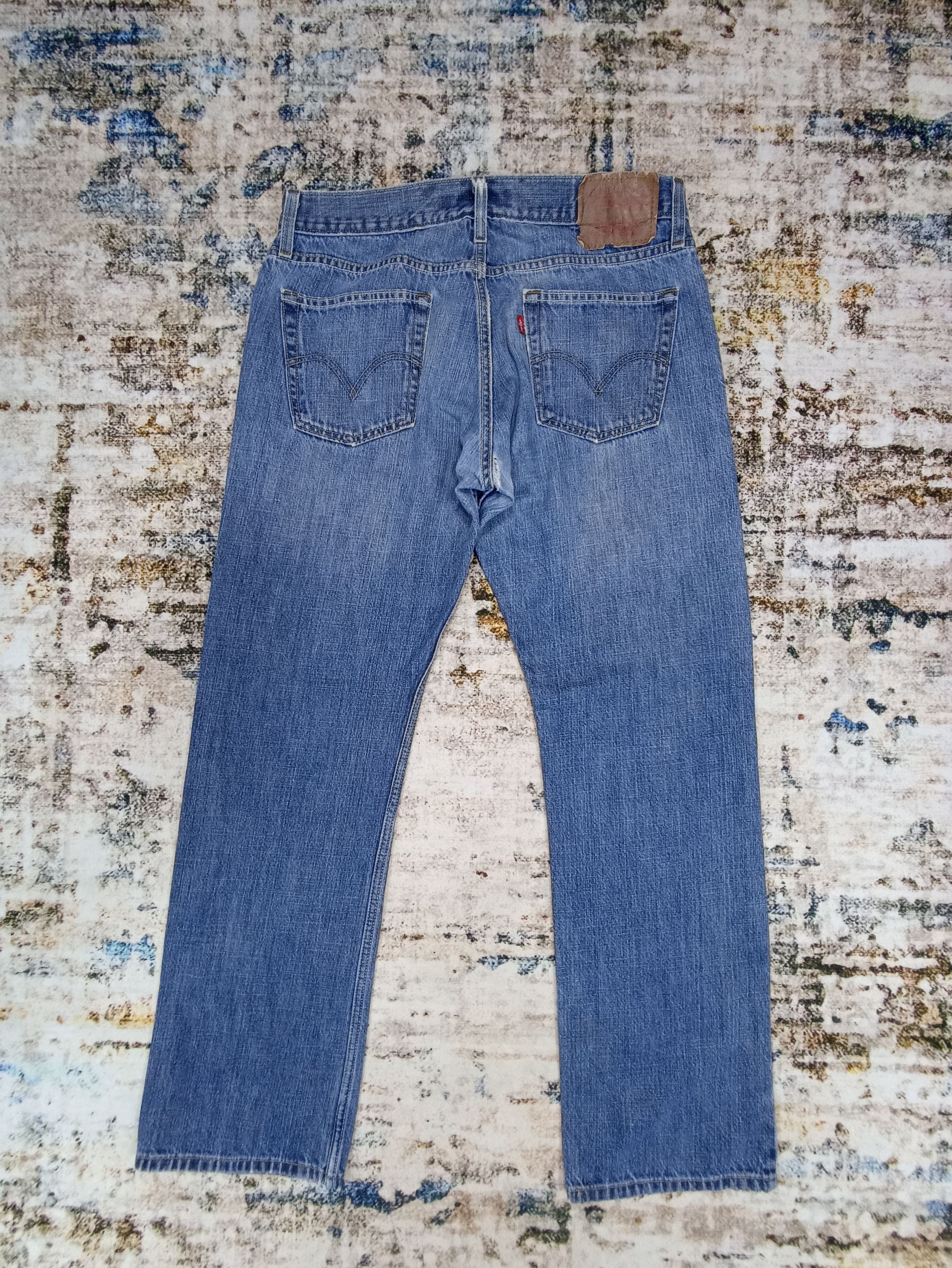 Jean × Levi's × Vintage Vintage Levi's 514 Blue Wash Jeans - J077 Size US 32 / EU 48 - 2 Thumbnail