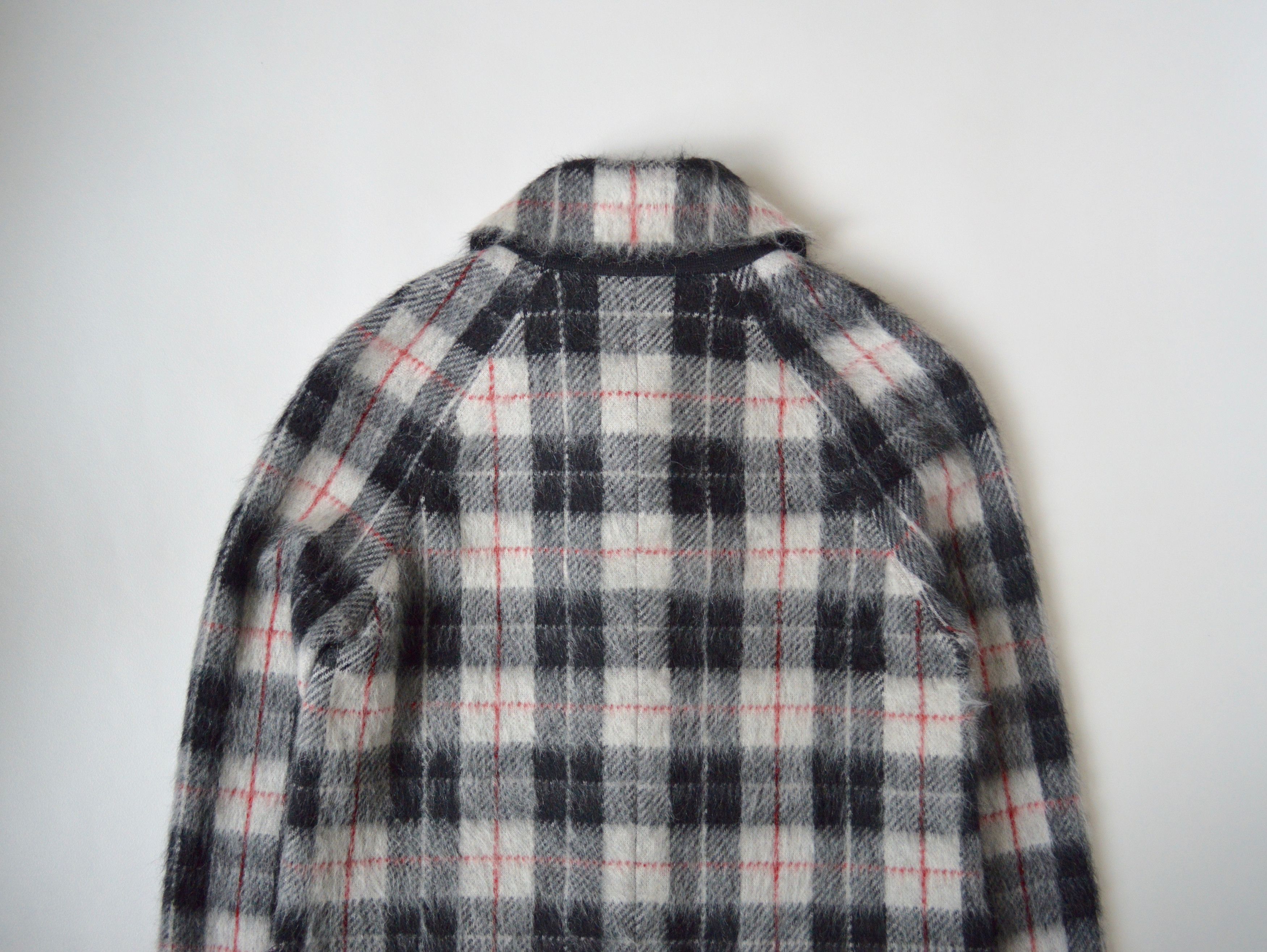 Louis Vuitton A/W 09 Check Mohair Overcoat Size S / US 4 / IT 40 - 10 Thumbnail