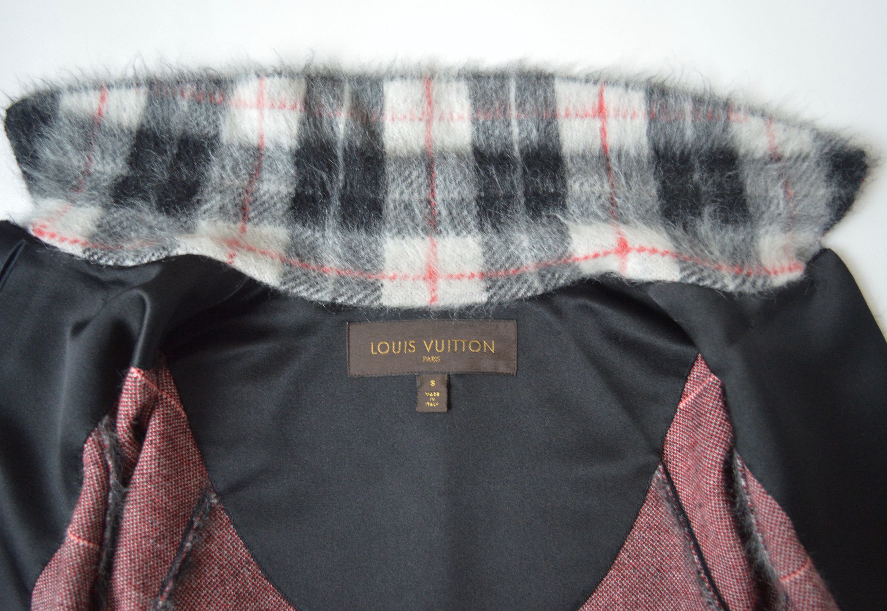 Louis Vuitton A/W 09 Check Mohair Overcoat Size S / US 4 / IT 40 - 3 Thumbnail