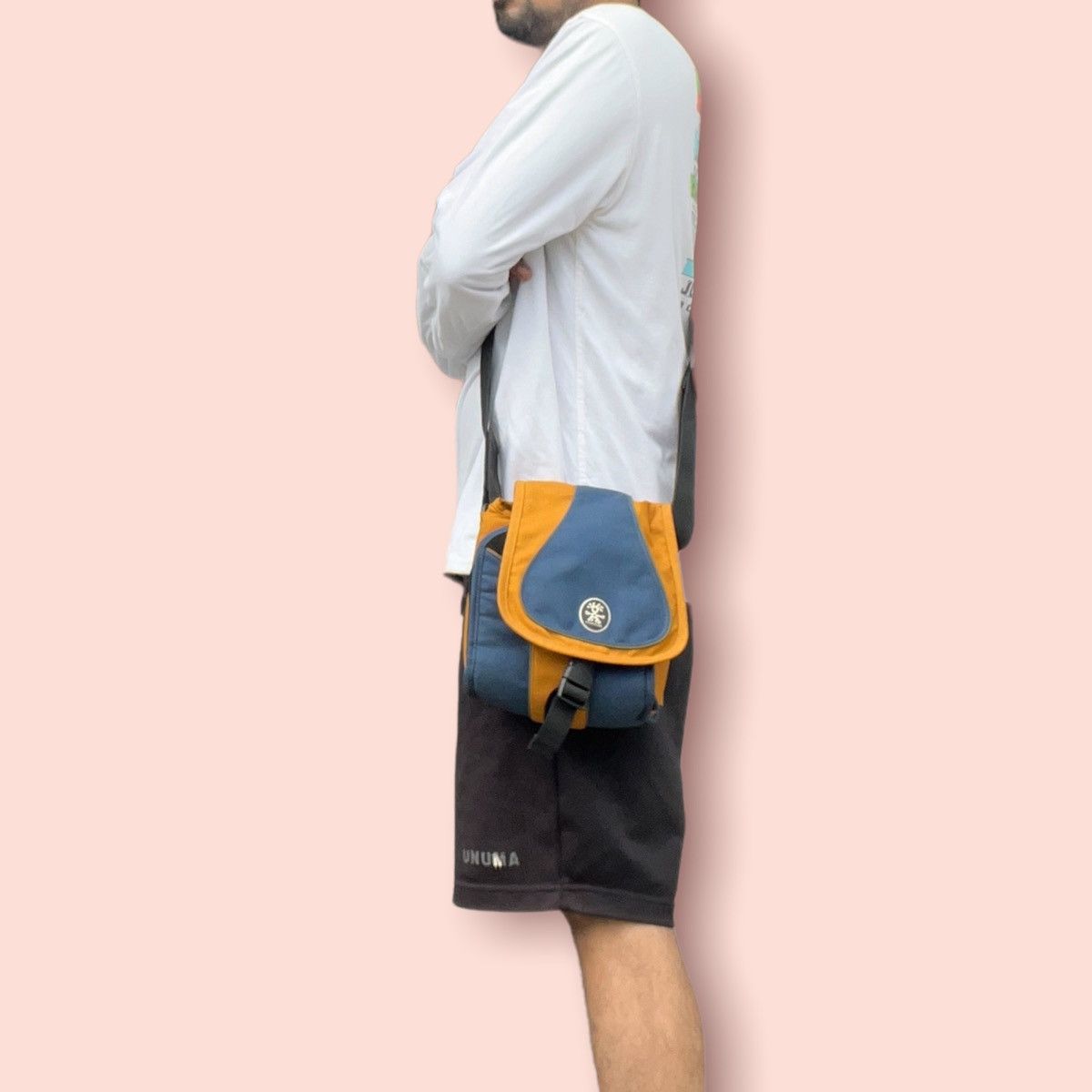 Crumpler VINTAGE CRUMPLER 2 WAY (CROSSBODY/WAIST) CAMERA UTILITY BAG Size ONE SIZE - 18 Thumbnail