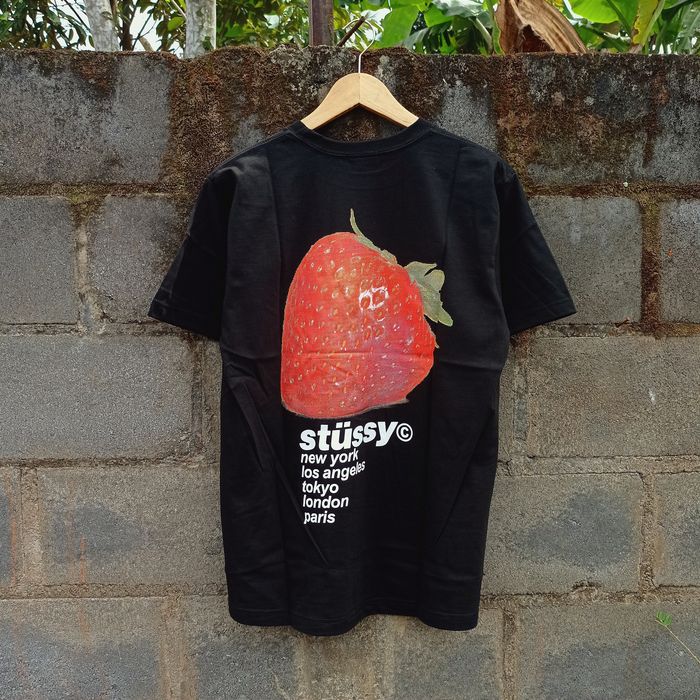 販売特売 supreme strawberry Lsize | medicalzonemangohill.com.au