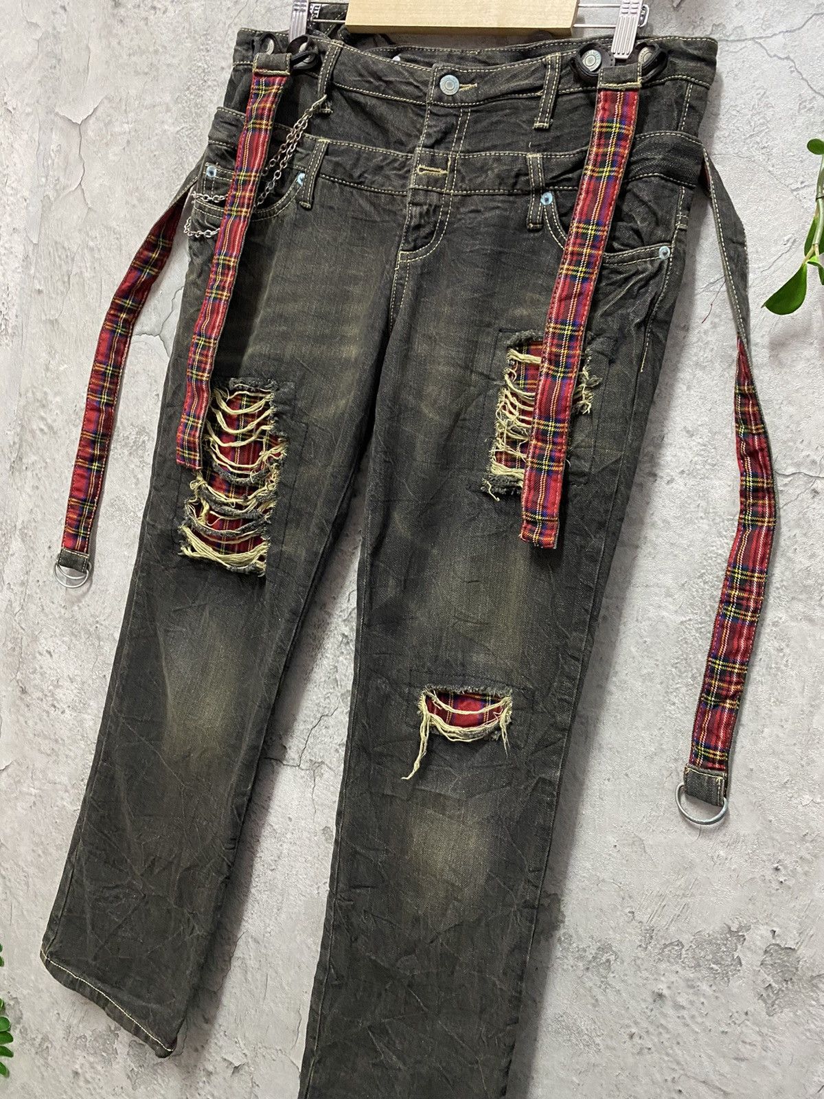 Japanese Brand × Seditionaries Double Waist Bondage Detachable Suspenders Distressed Denim Size US 32 / EU 48 - 2 Thumbnail
