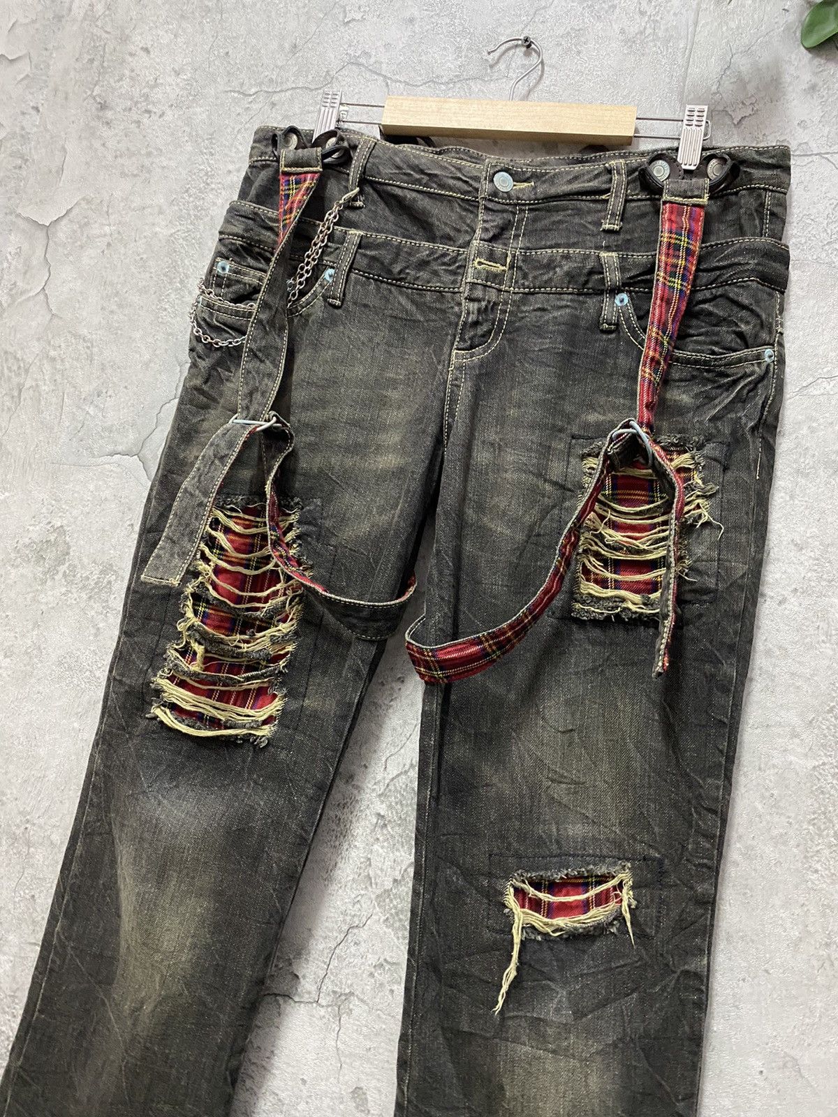 Japanese Brand × Seditionaries Double Waist Bondage Detachable Suspenders Distressed Denim Size US 32 / EU 48 - 4 Thumbnail