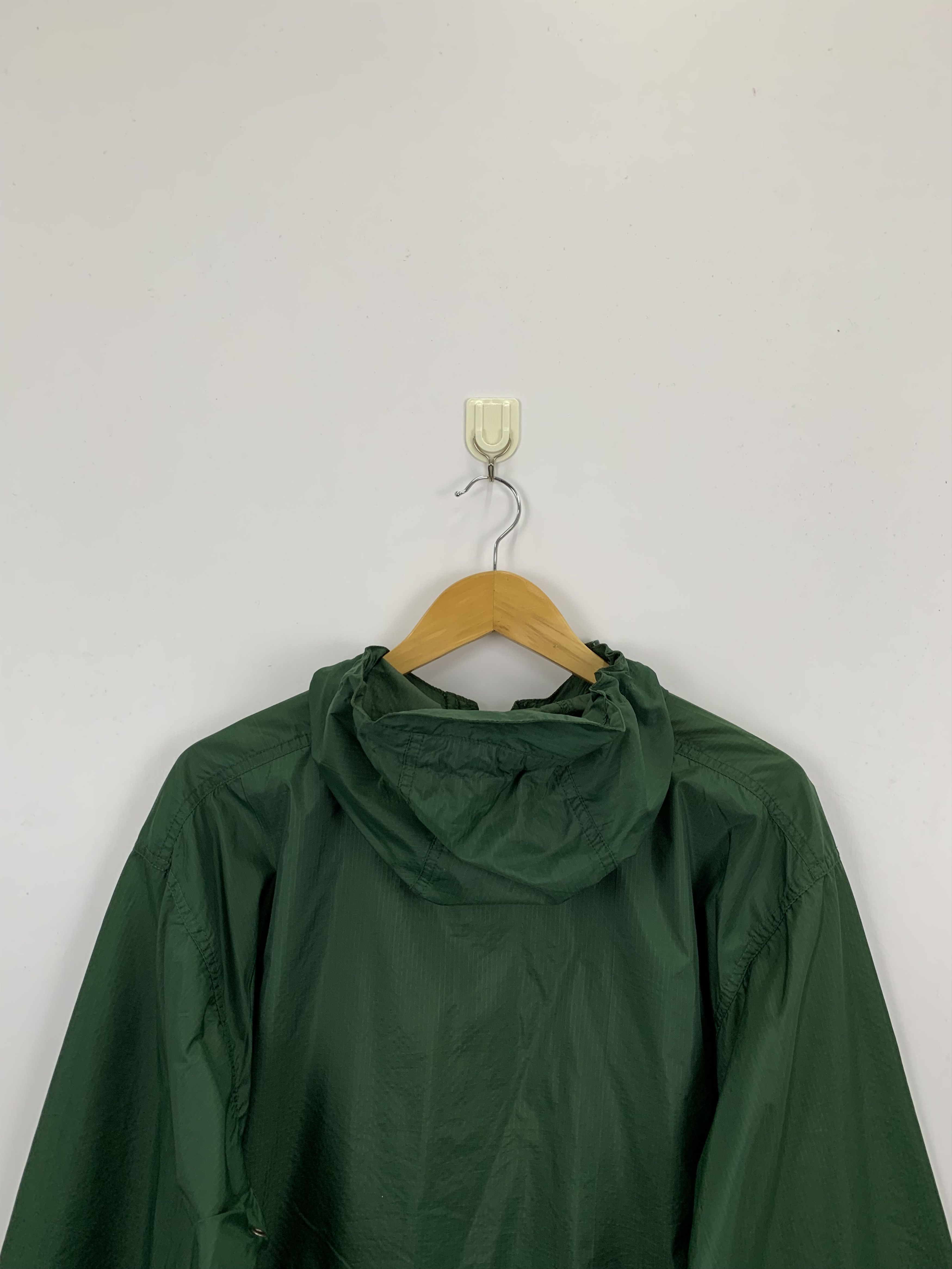 Japanese Brand × Vintage Vintage Japanese Brand Windbreaker Hoodie Light Jacket Size US S / EU 44-46 / 1 - 4 Thumbnail