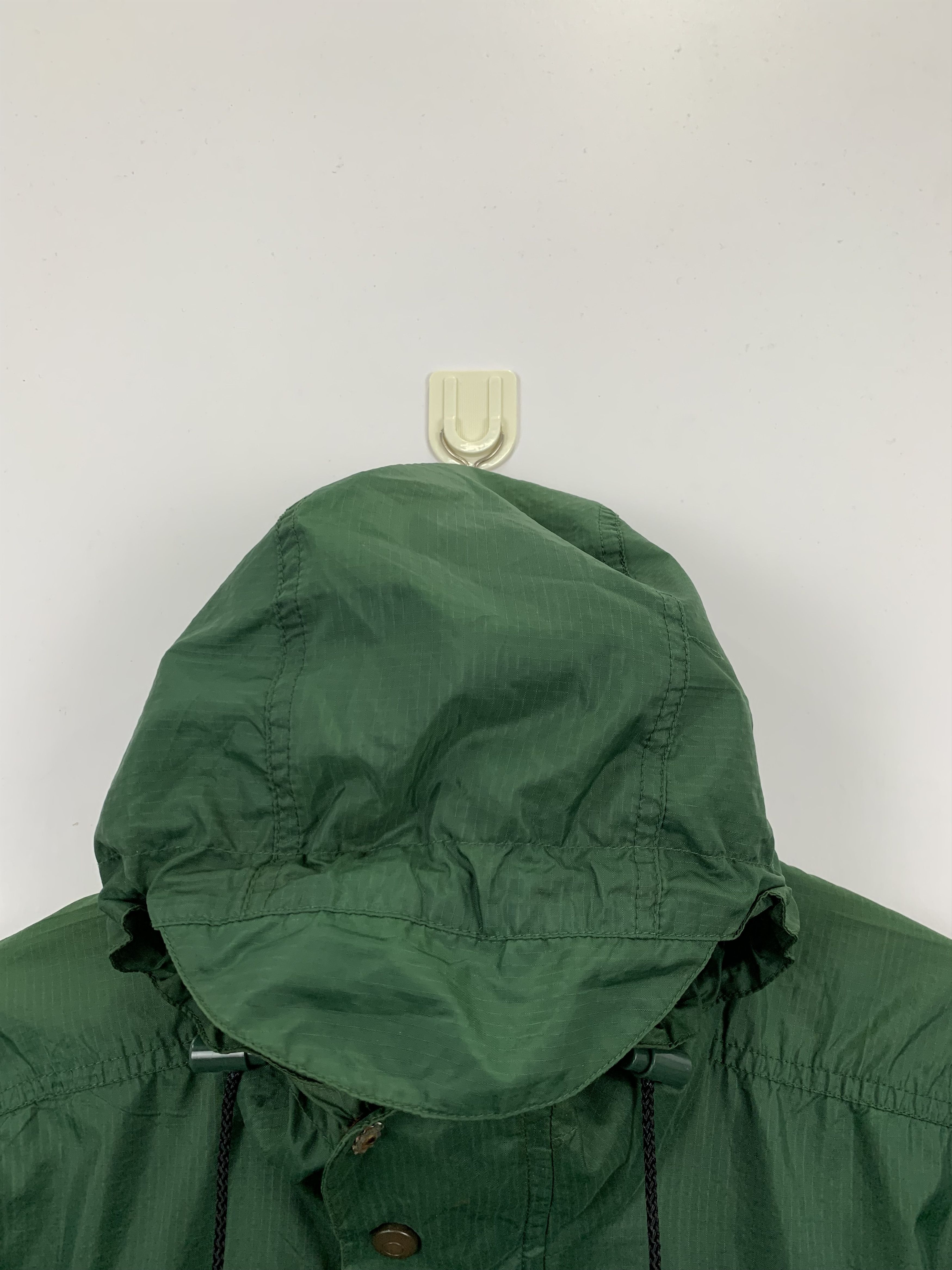 Japanese Brand × Vintage Vintage Japanese Brand Windbreaker Hoodie Light Jacket Size US S / EU 44-46 / 1 - 9 Thumbnail