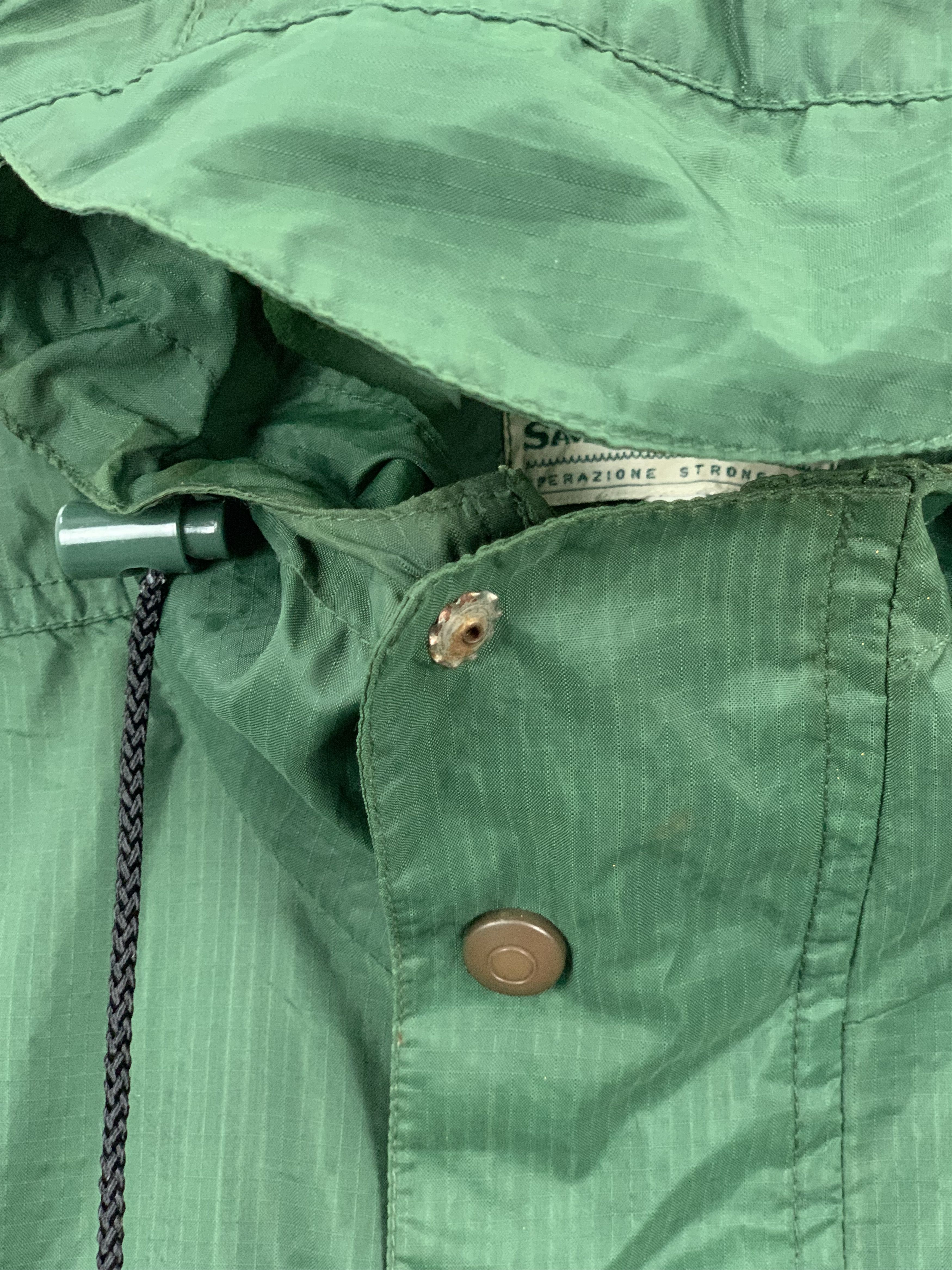 Japanese Brand × Vintage Vintage Japanese Brand Windbreaker Hoodie Light Jacket Size US S / EU 44-46 / 1 - 10 Thumbnail