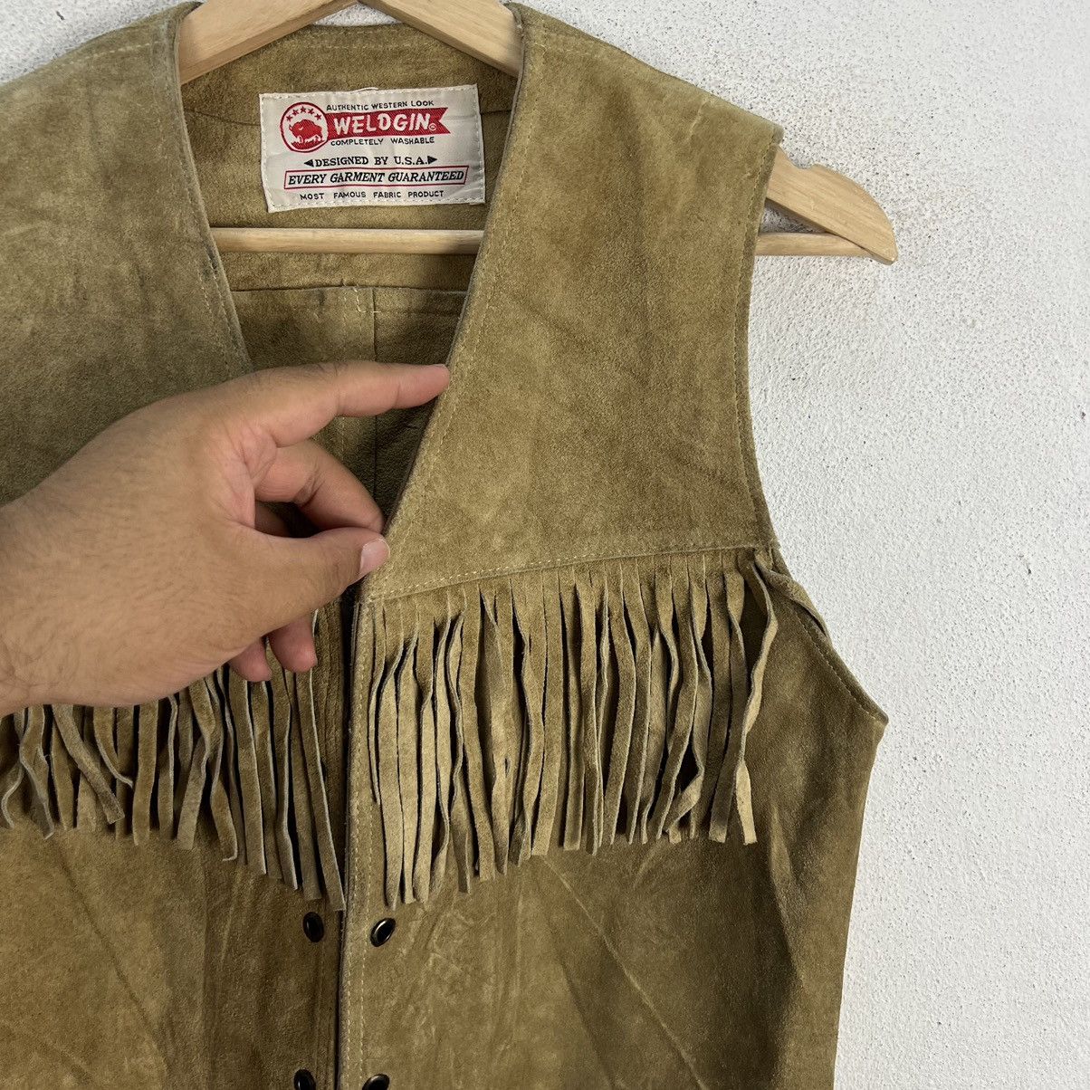 Cowboy Equipment VINTAGE WELOGIN COWBOY WEAR LEATHER VEST USA MADE Size US M / EU 48-50 / 2 - 5 Thumbnail