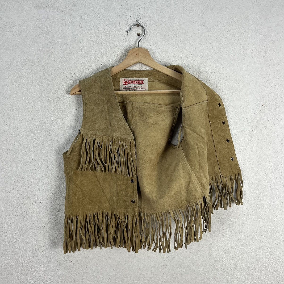 Cowboy Equipment VINTAGE WELOGIN COWBOY WEAR LEATHER VEST USA MADE Size US M / EU 48-50 / 2 - 10 Thumbnail