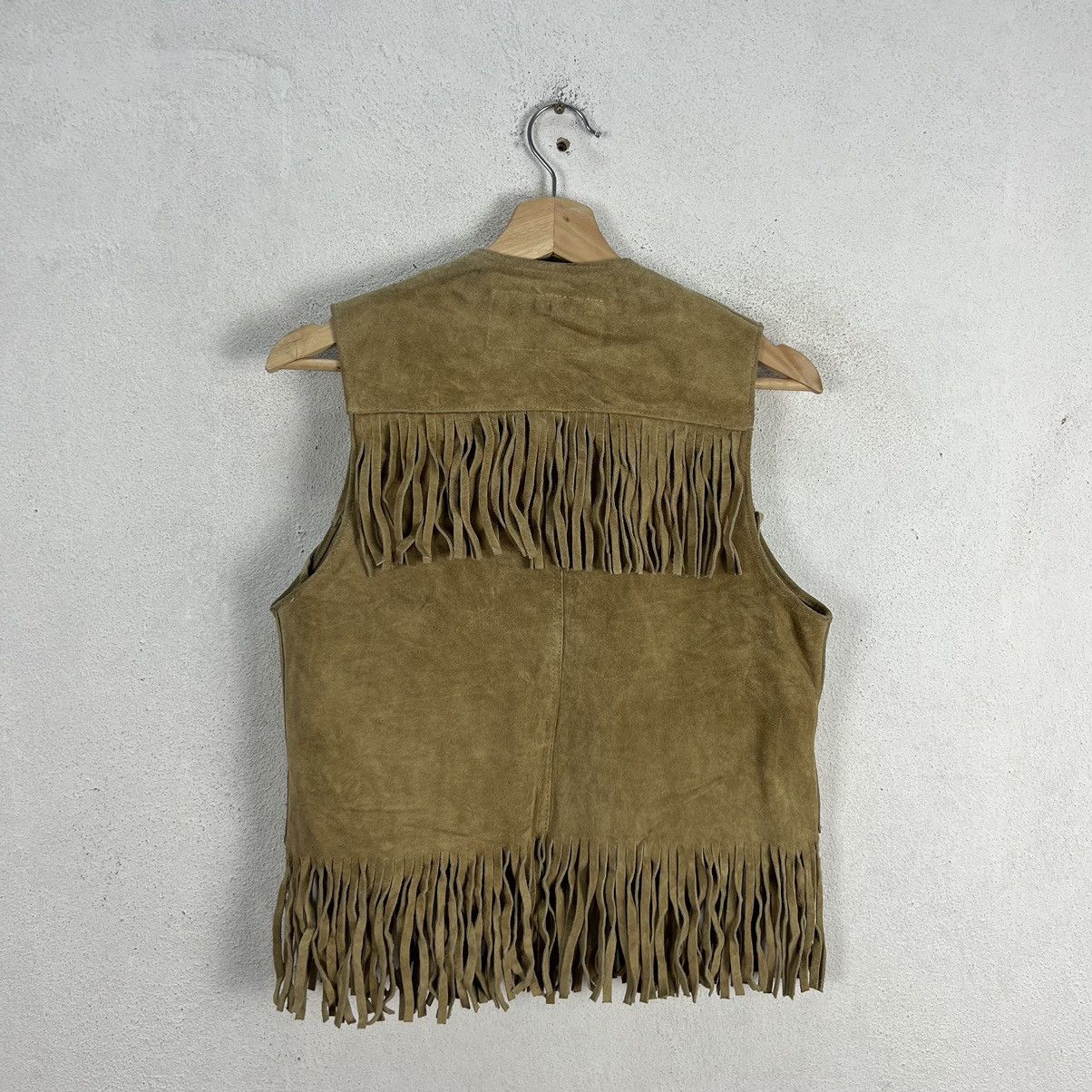 Cowboy Equipment VINTAGE WELOGIN COWBOY WEAR LEATHER VEST USA MADE Size US M / EU 48-50 / 2 - 8 Thumbnail