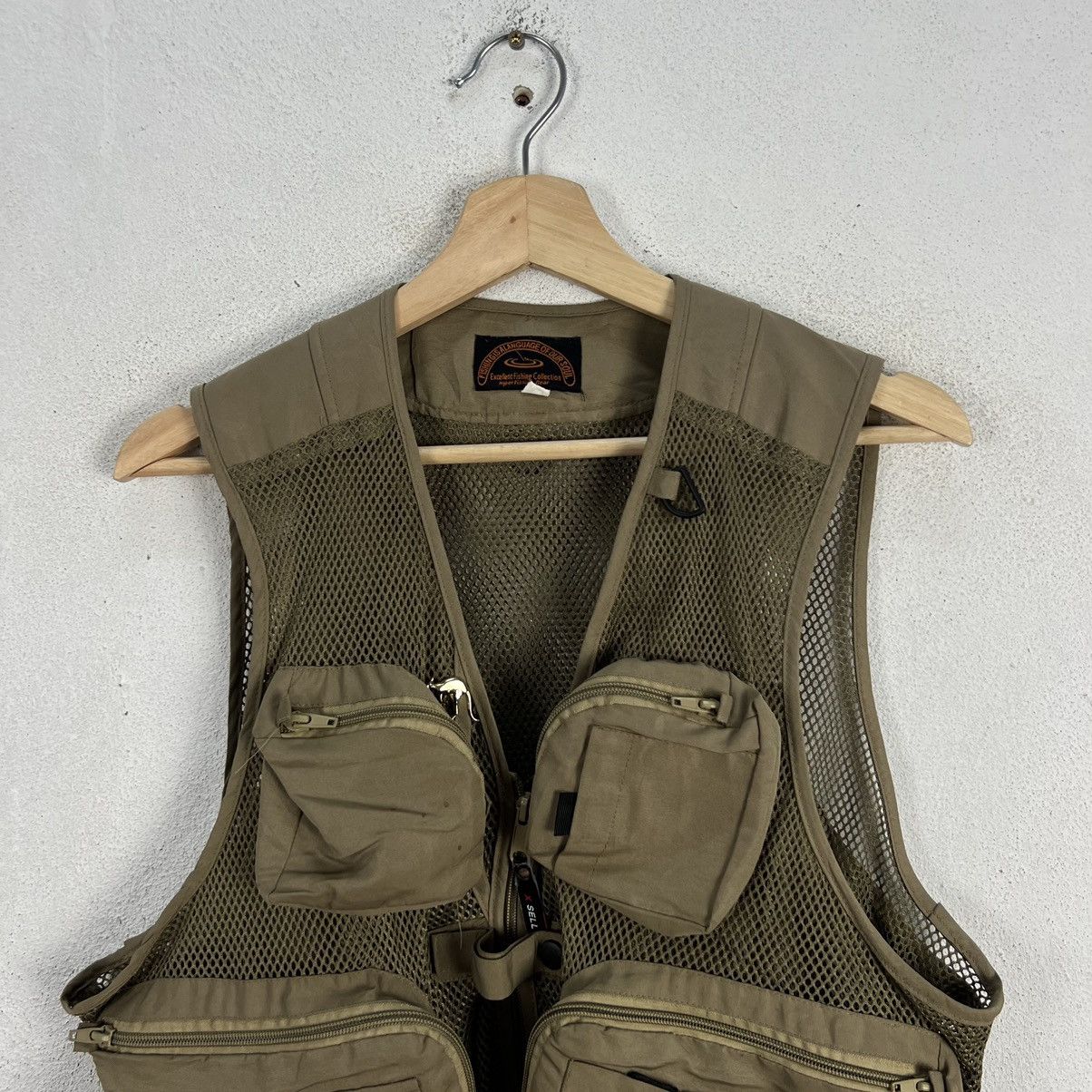 Japanese Brand VINTAGE VEST MULTI POCKET UTILITY FISHING A LANGUAGE JAPAN Size US L / EU 52-54 / 3 - 5 Thumbnail