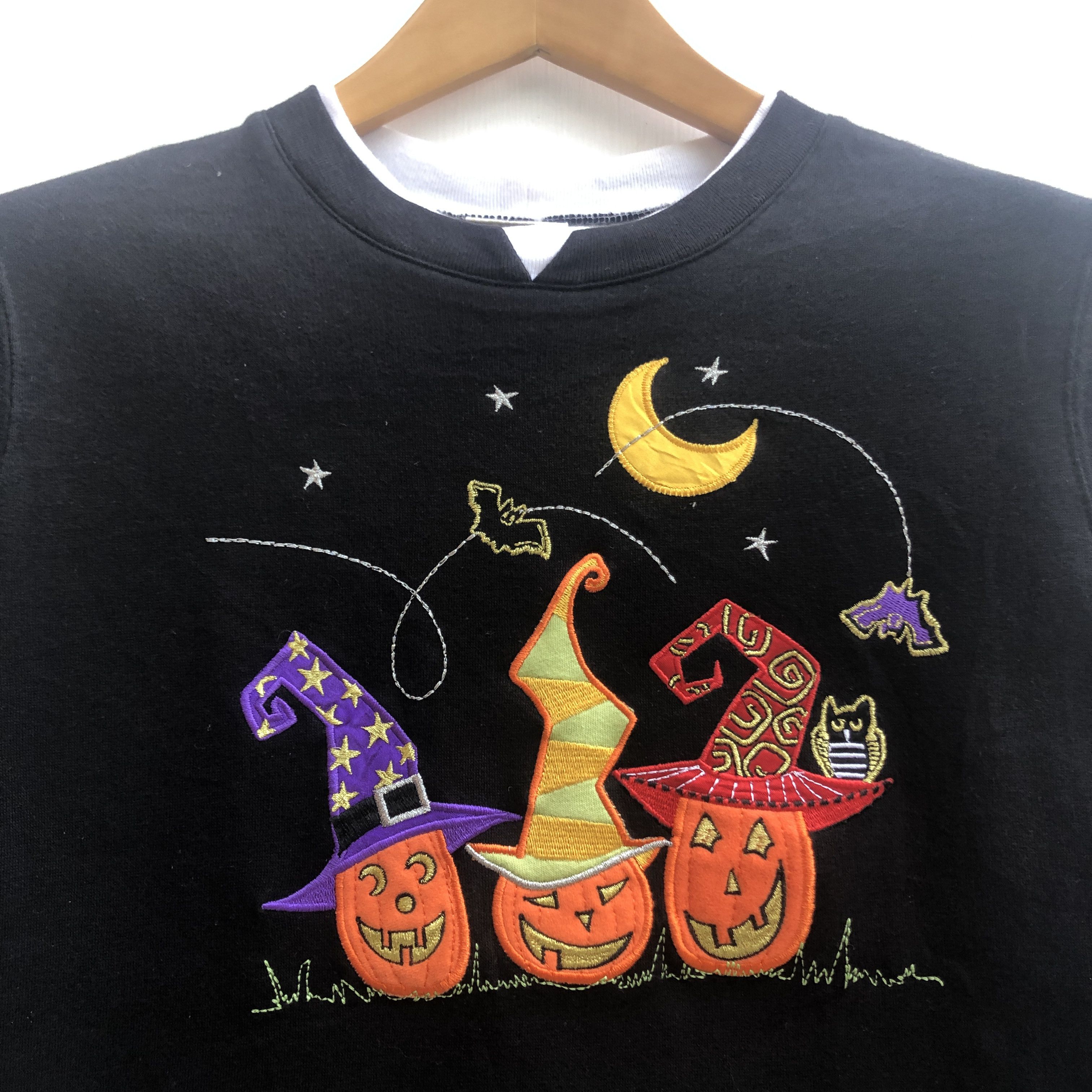 Vintage Vtg HAPPY HALLOWEEN by WHITE STAG Women Sweatshirt #0566-17 Size S / US 4 / IT 40 - 2 Thumbnail