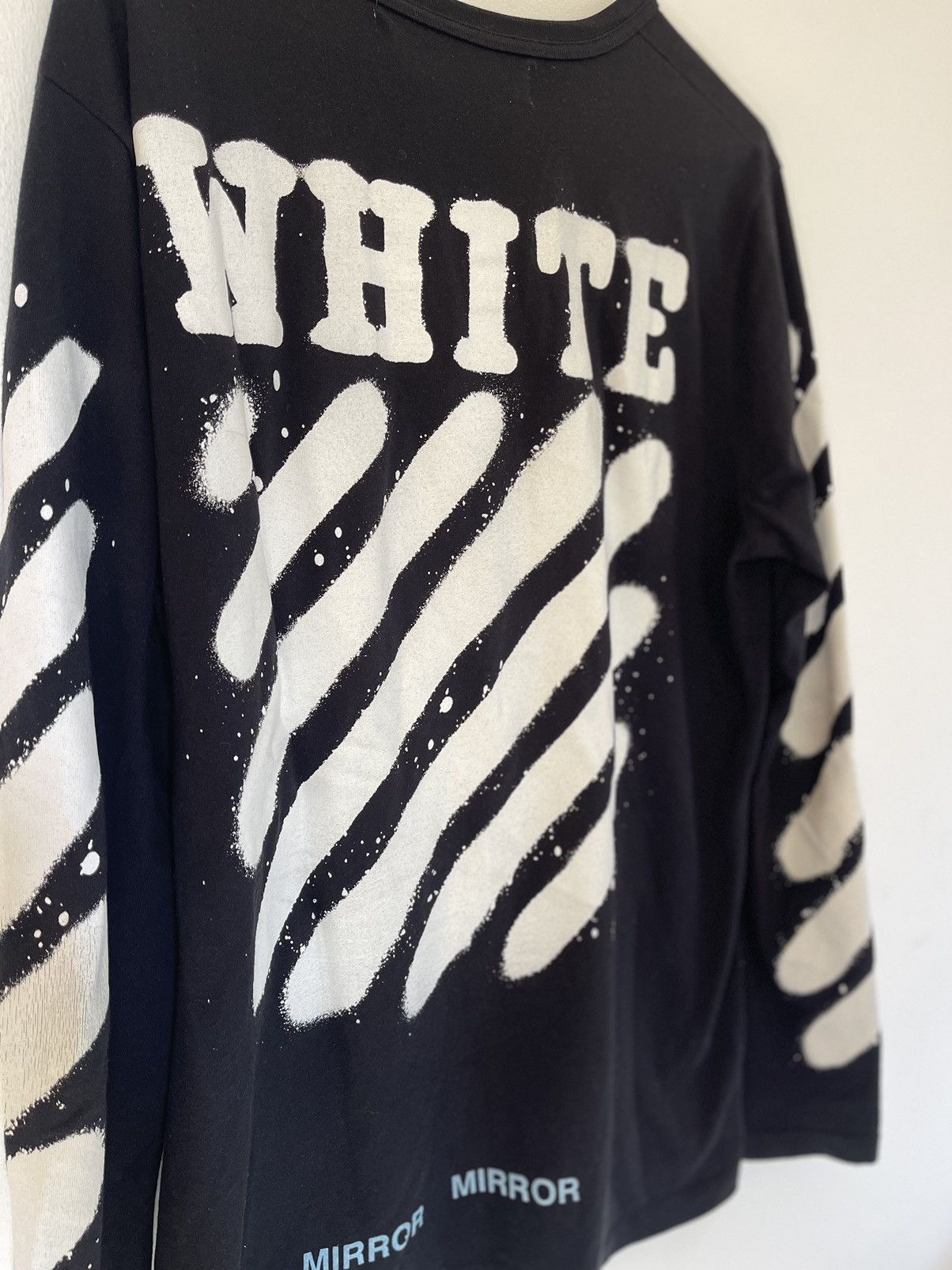 Off white spray paint Long sleeve shirt