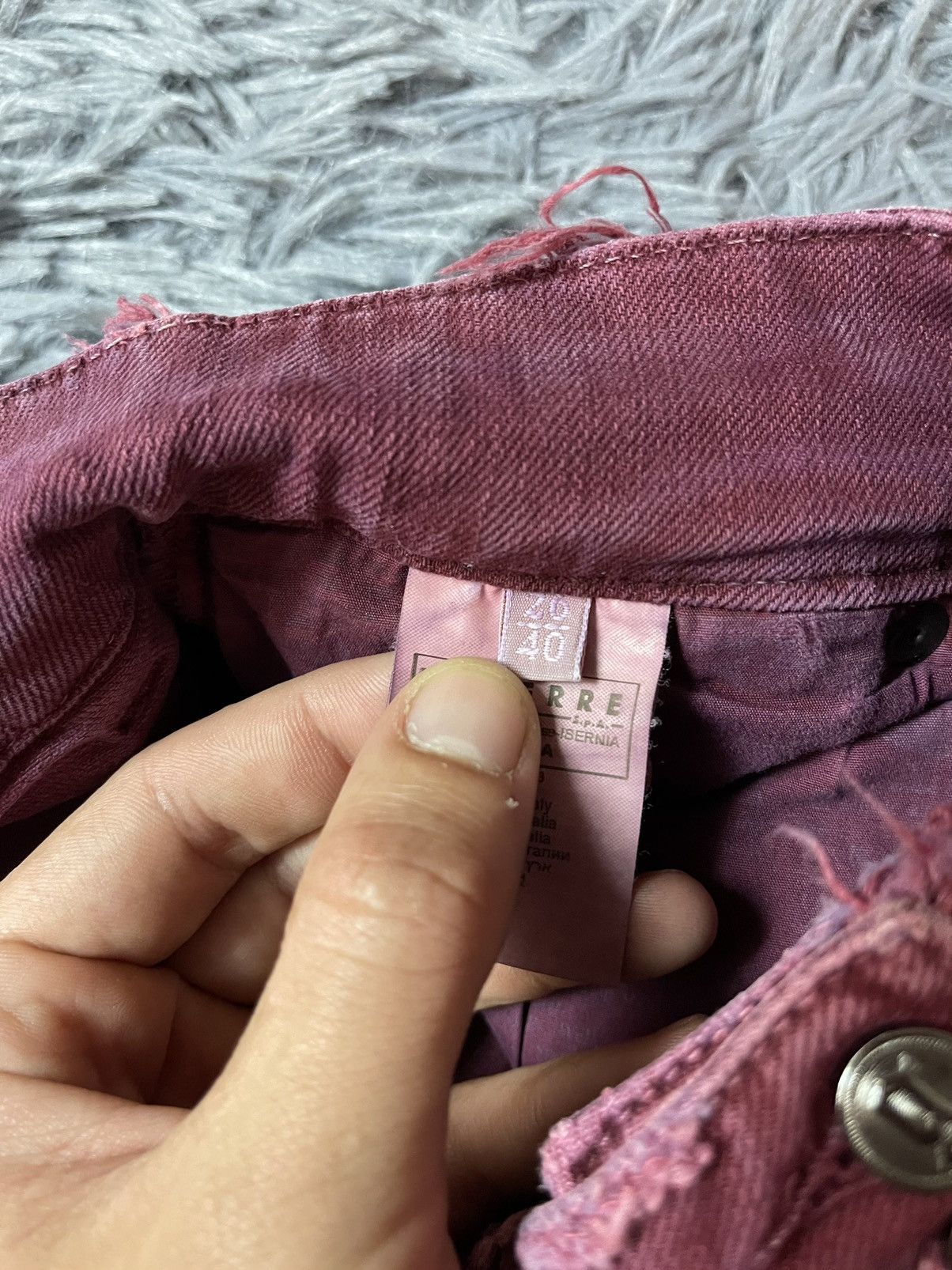 John Galliano × Vintage Galliano 90s vintage distressed denim burgundy mini skirt Size 27" / US 4 / IT 40 - 8 Thumbnail