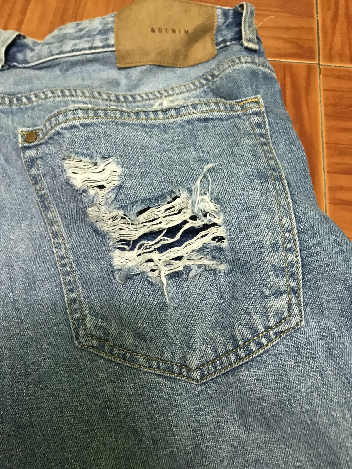 Japanese Brand “Light Blue Distressed Ripped Jeans – Casual Denim Pants” Size US 32 / EU 48 - 7 Thumbnail