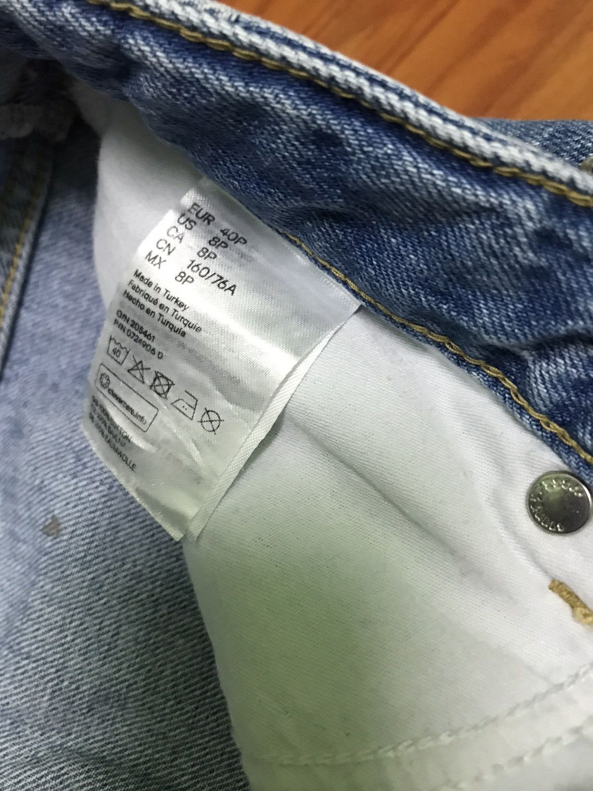 Japanese Brand “Light Blue Distressed Ripped Jeans – Casual Denim Pants” Size US 32 / EU 48 - 15 Thumbnail