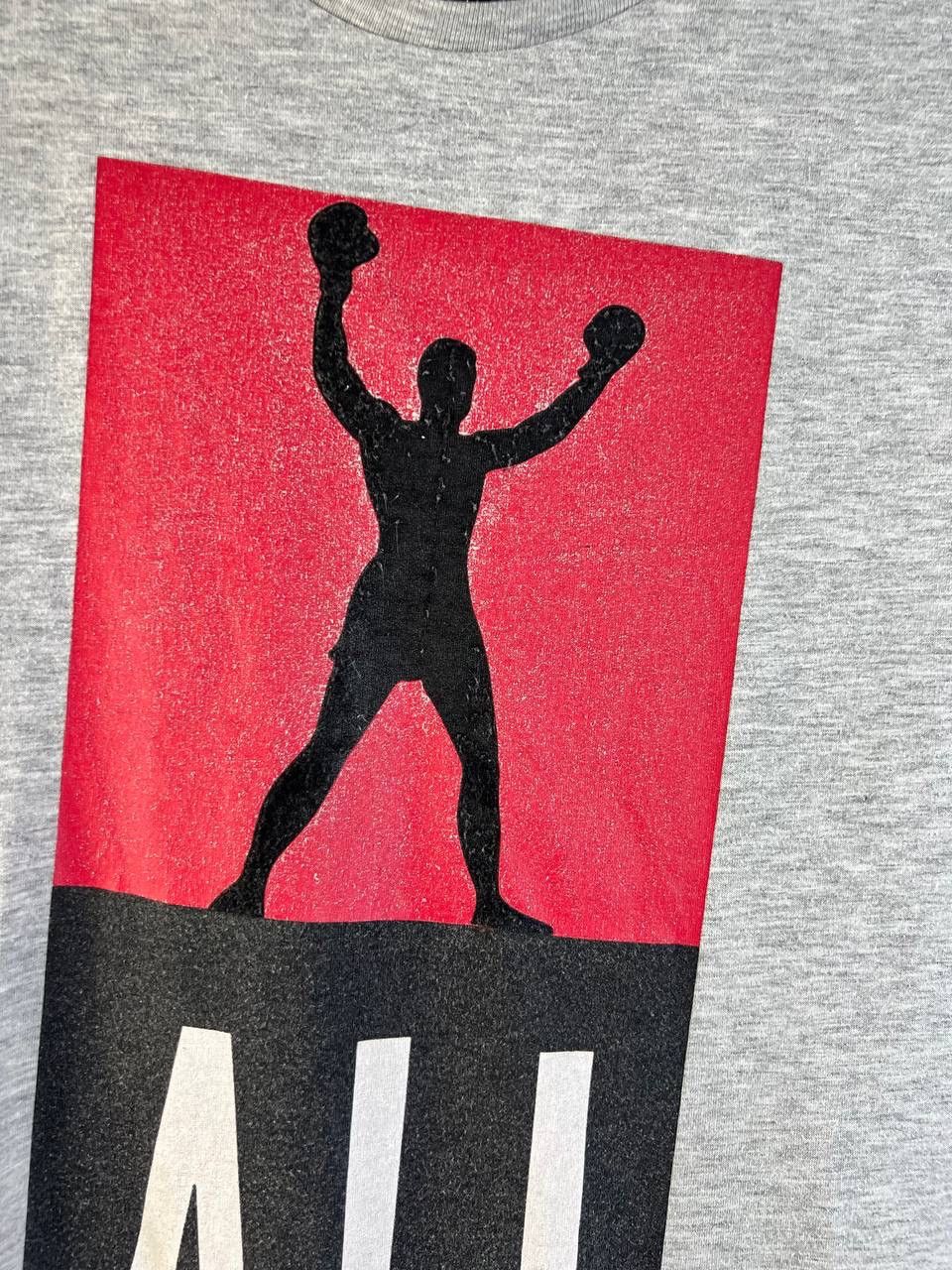 Vintage Muhammad Ali vintage t-shirt size m Size US M / EU 48-50 / 2 - 3 Thumbnail