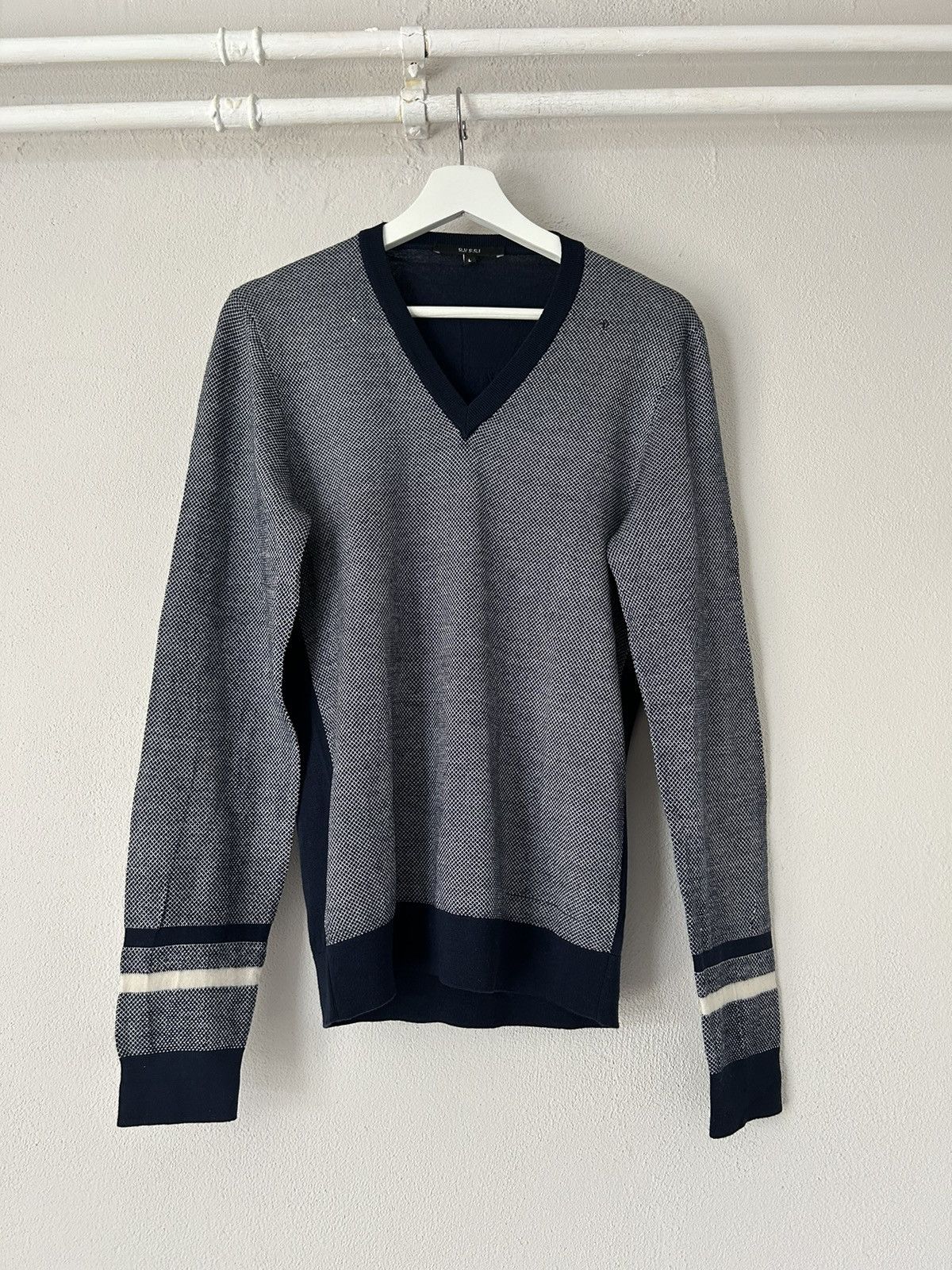 Gucci Wool/Silk Blend V-Neck Sweater Size US L / EU 52-54 / 3 - 1 Thumbnail