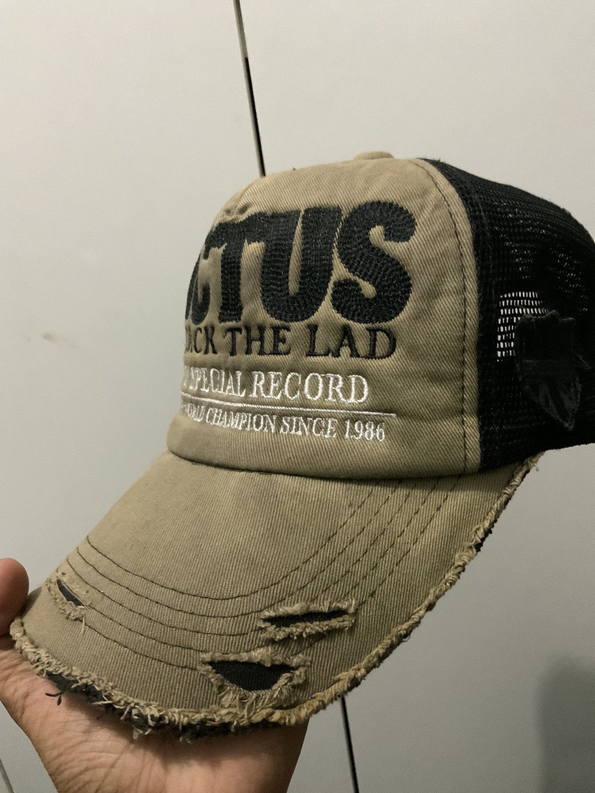 If Six Was Nine Rictus Jack the Lad Distressed Frayed Trucker hat Size ONE SIZE - 11 Thumbnail